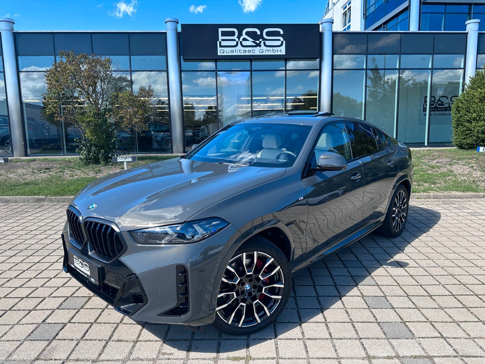 Fahrzeugabbildung BMW X6 40 d xDrive M Sport | UNFALLFR | MWST AUSW |