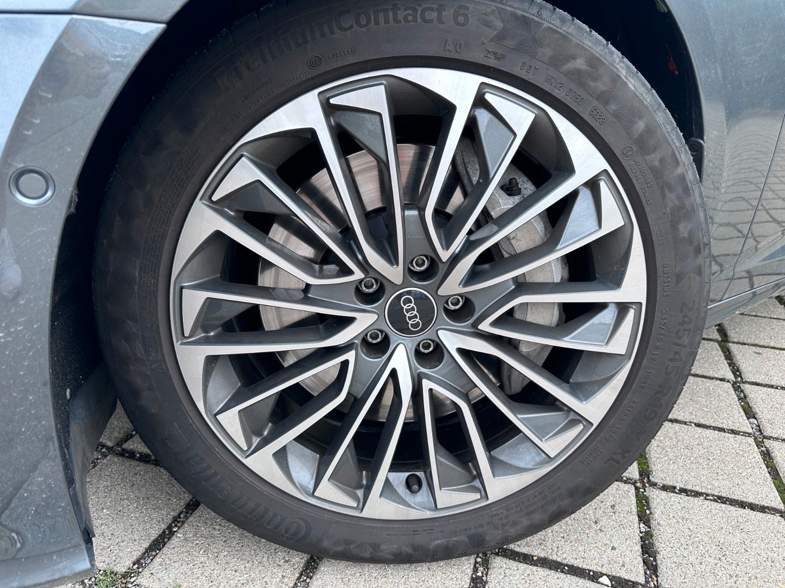 Fahrzeugabbildung Audi A6 Avant 50 TFSI e quattro |S line|ACC|HUD|PANO|