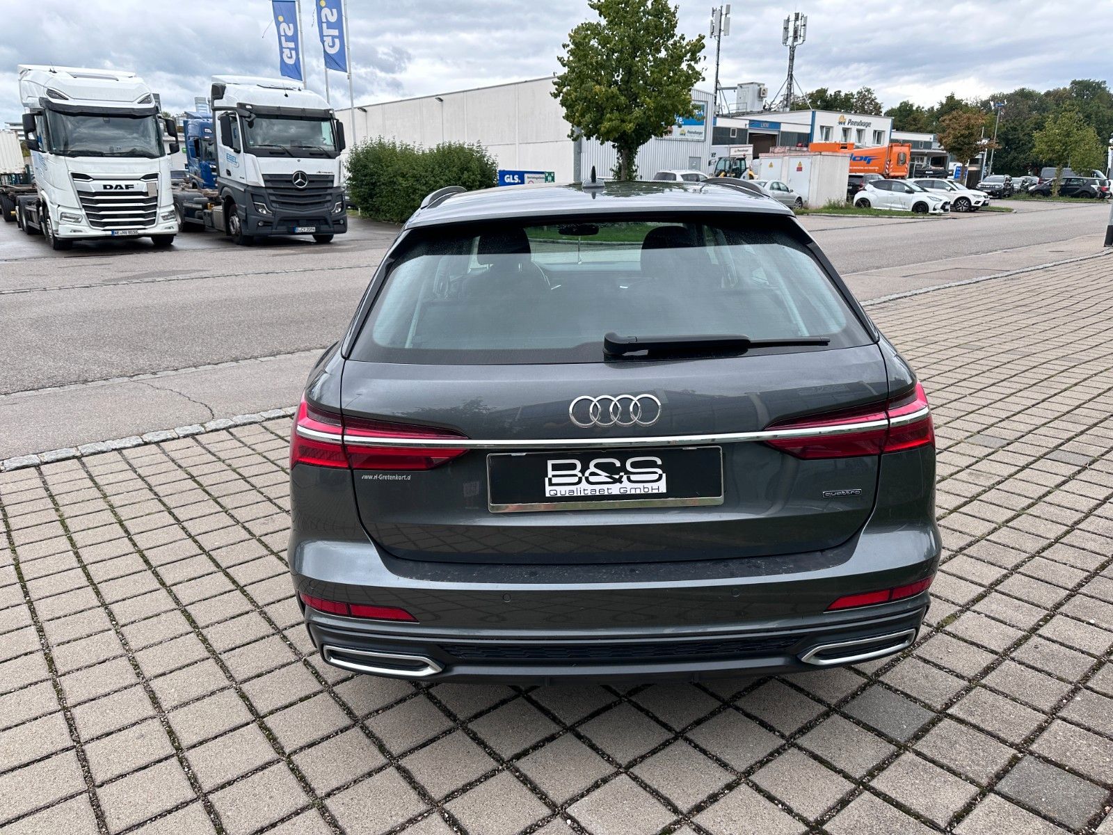 Fahrzeugabbildung Audi A6 Avant 50 TFSI e quattro |S line|ACC|HUD|PANO|