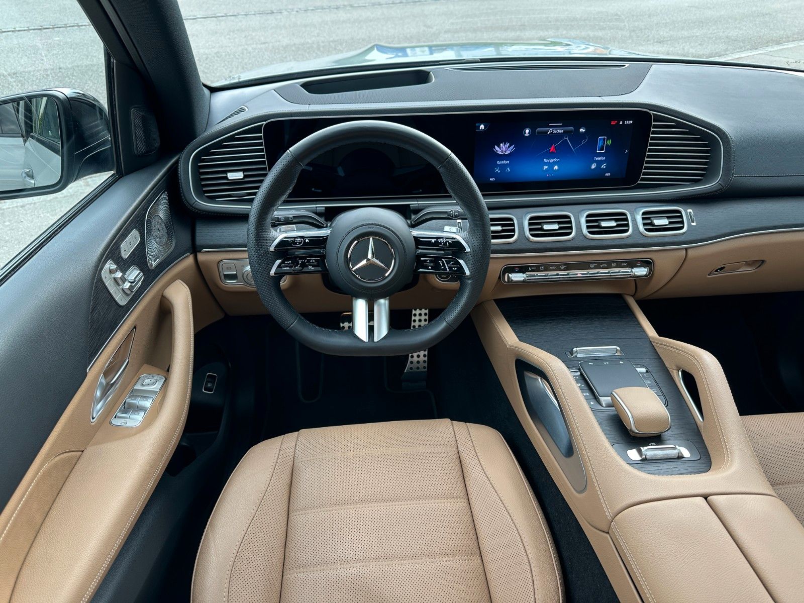 Fahrzeugabbildung Mercedes-Benz GLS 450d AMG,FOND Ent.,PREM PL,23",HUD,PANO,AHK