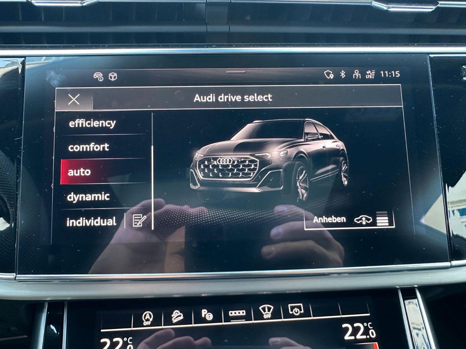 Fahrzeugabbildung Audi Q8 50TDI quattro ACC,HUD,PANO,B&O,LUFT,AHK,22"