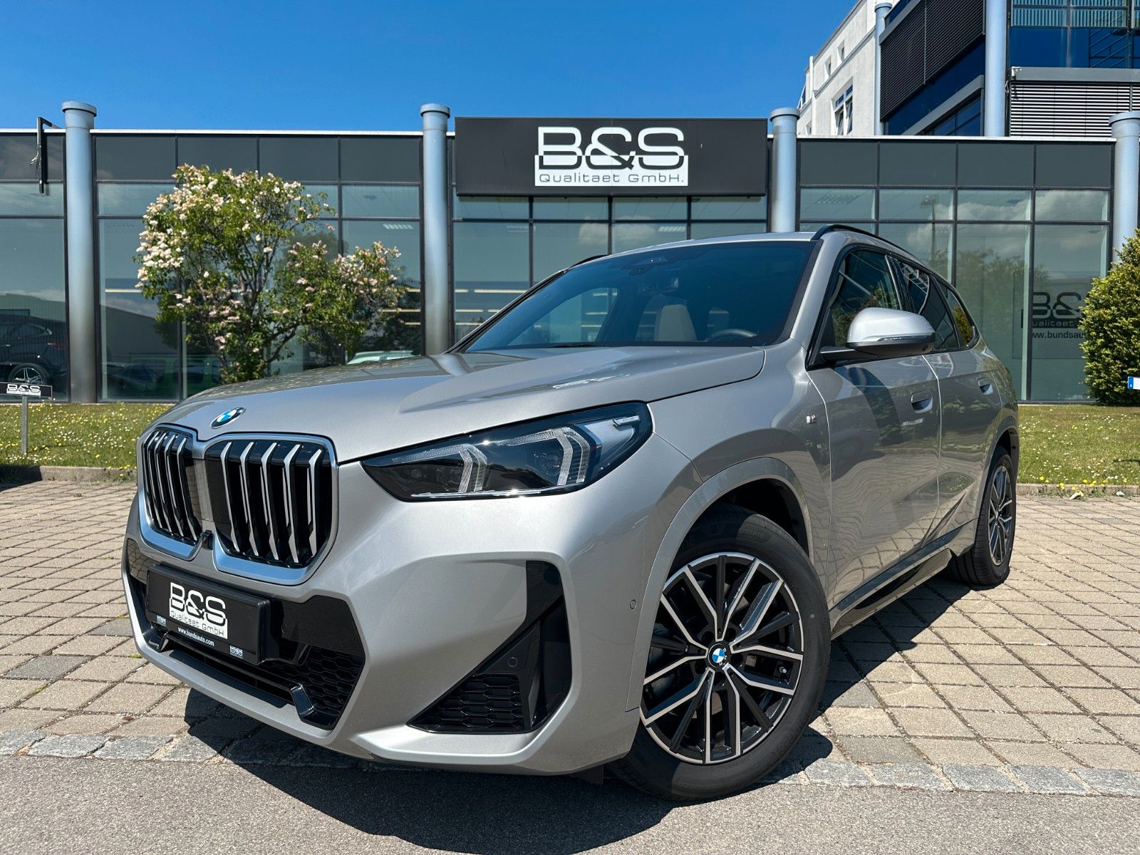 BMW X1 23d xDrive MSport ACC,HUD,PANO,HARMAN,LED,360