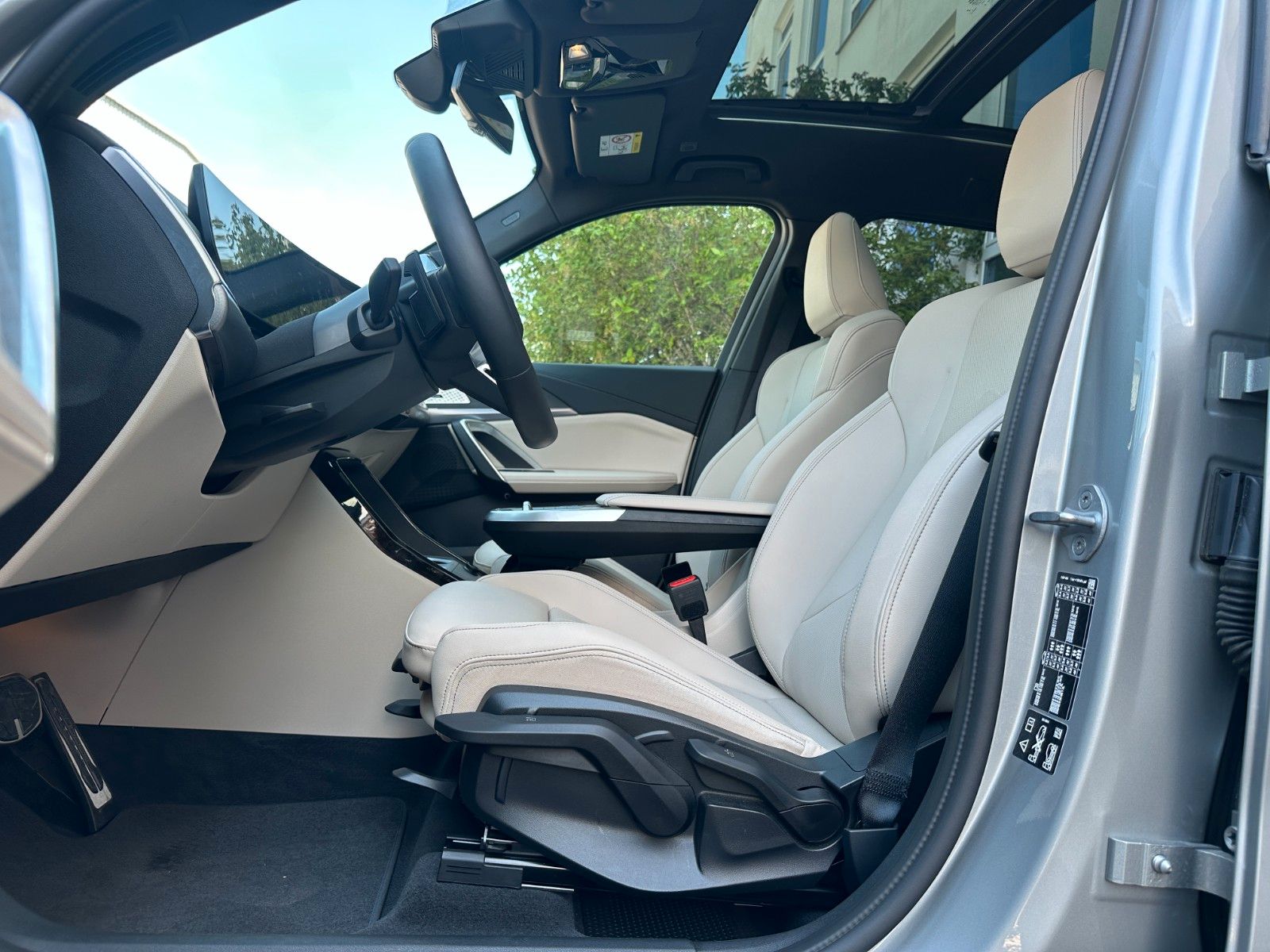 Fahrzeugabbildung BMW X1 23d xDrive MSport ACC,HUD,PANO,HARMAN,LED,360