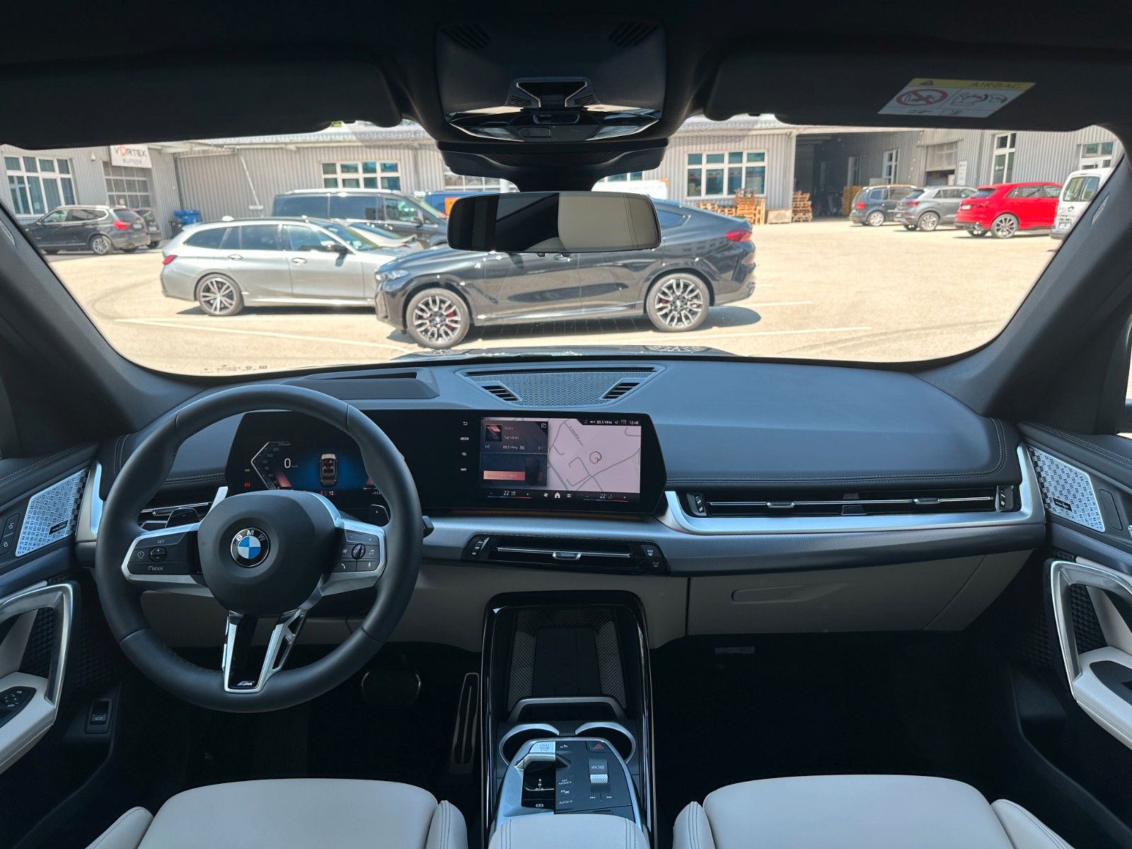 Fahrzeugabbildung BMW X1 23d xDrive MSport ACC,HUD,PANO,HARMAN,LED,360