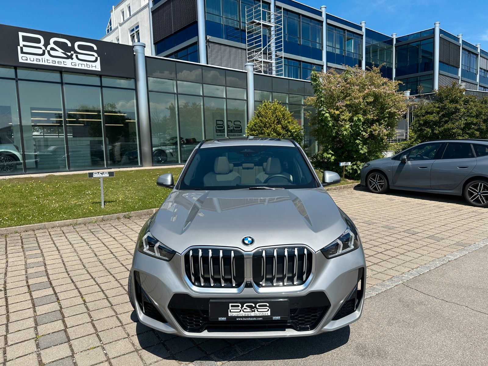 Fahrzeugabbildung BMW X1 23d xDrive MSport ACC,HUD,PANO,HARMAN,LED,360