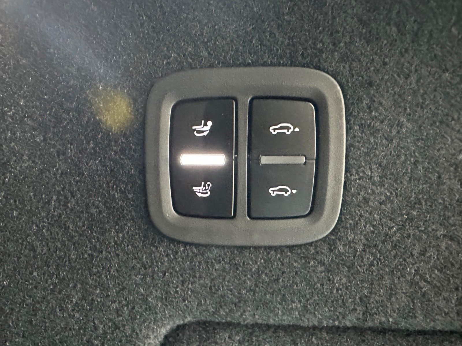 Fahrzeugabbildung Porsche Cayenne GTS ACC,PANO,BOSE,MATRIX,LUFT,AHK,CHRONO
