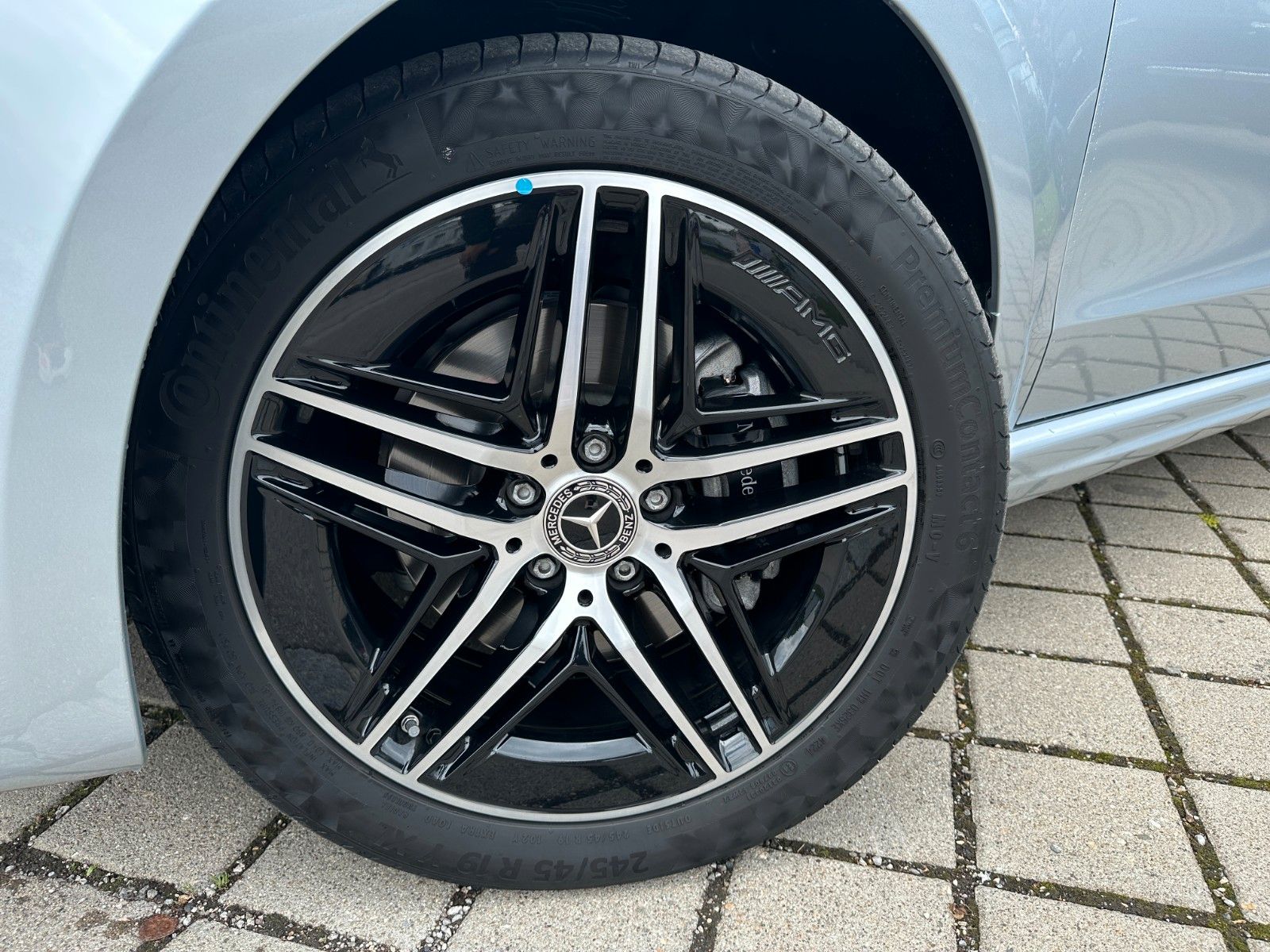 Fahrzeugabbildung Mercedes-Benz V 300d 4MATIC EXCLUSIVE lang DISTR,BURM,AHK,360