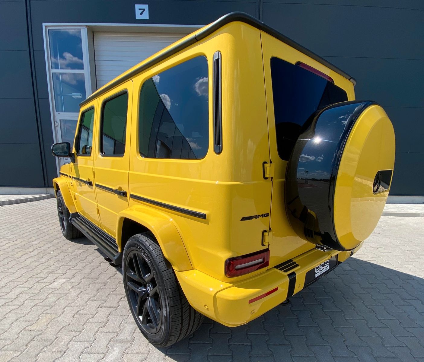 Fahrzeugabbildung Mercedes-Benz G 63 AMG DISTR,BURM,MANUFAKTUR,