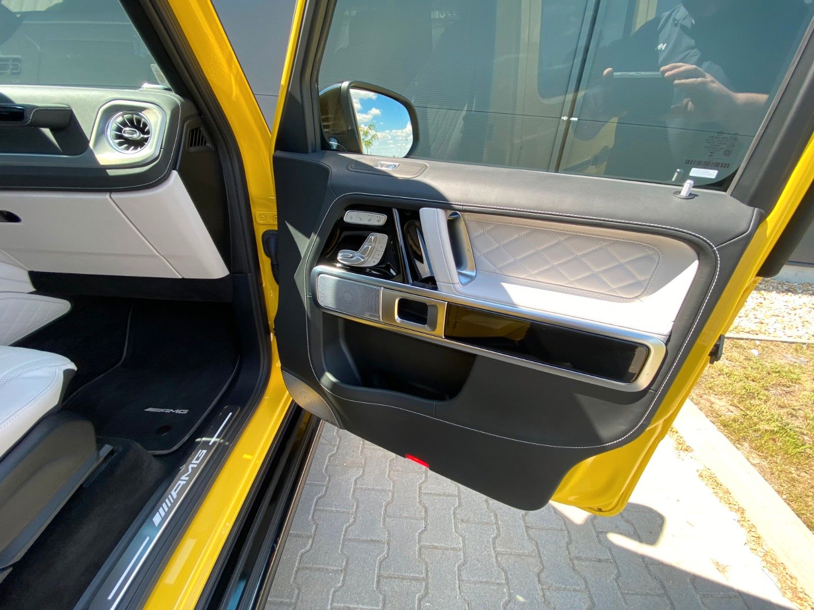 Fahrzeugabbildung Mercedes-Benz G 63 AMG DISTR,BURM,MANUFAKTUR,