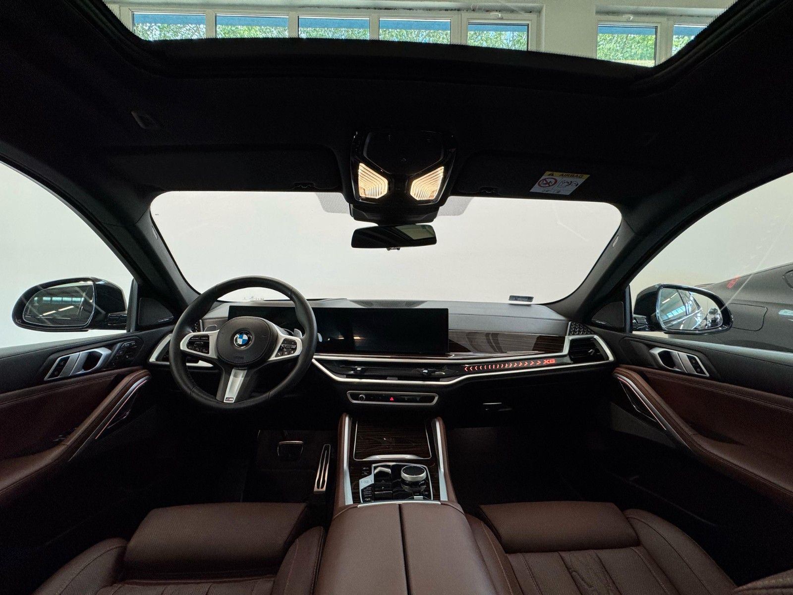 Fahrzeugabbildung BMW X6 30d xDrive MSport ACC,HUD,PANO,HARMAN,LUFT...