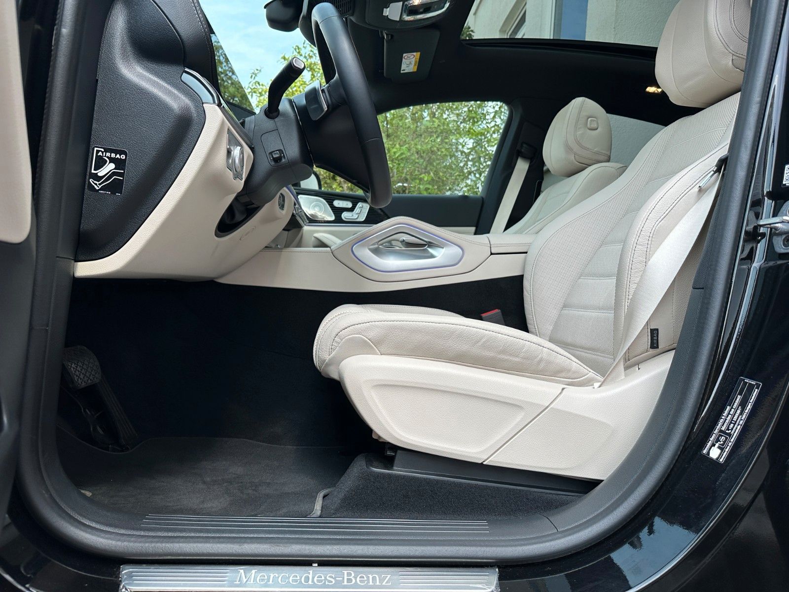 Fahrzeugabbildung Mercedes-Benz GLE 450 d 4Matic Coupe DISTR,HUD,PANO,BURM,LUFT.