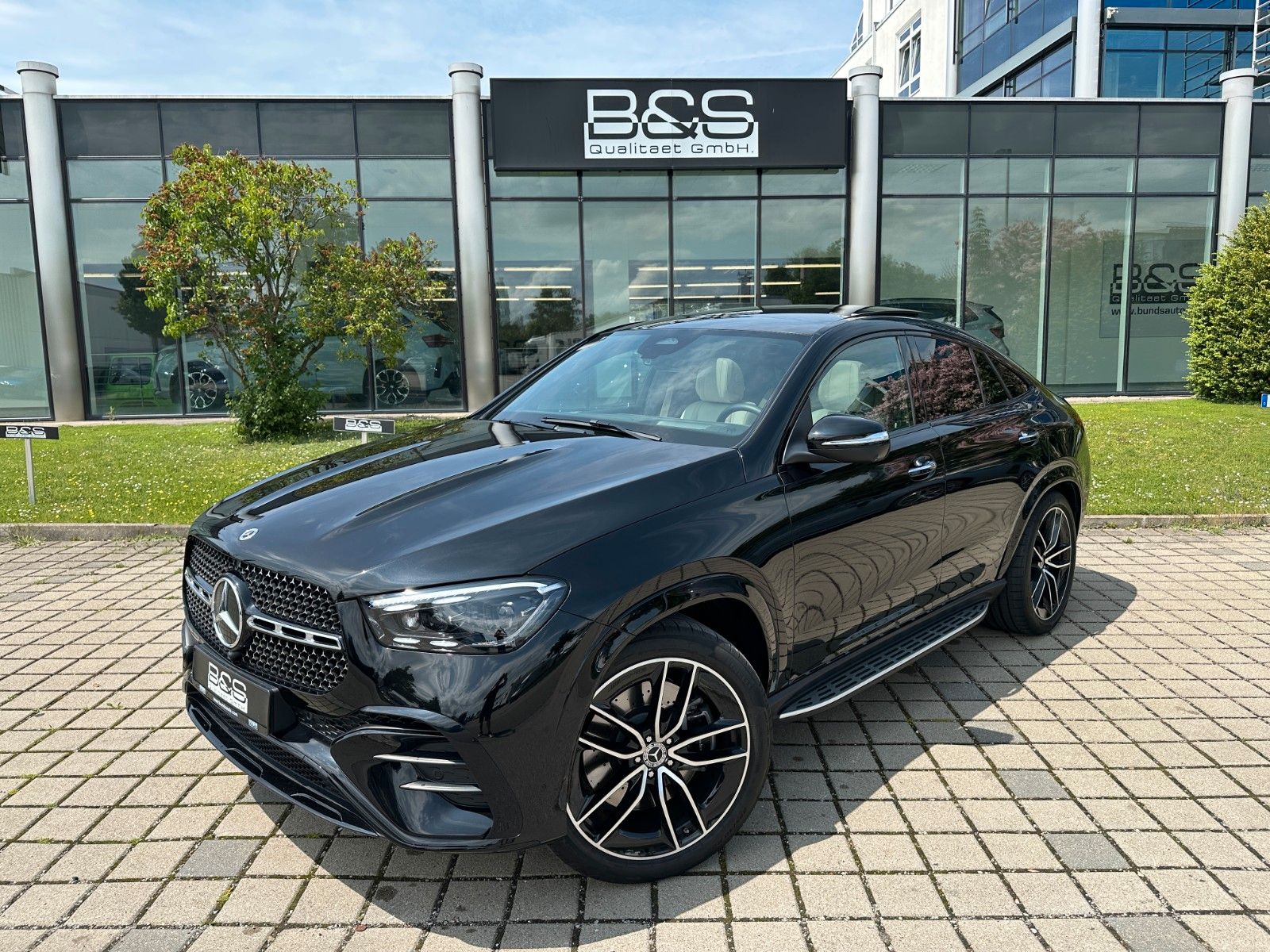 Fahrzeugabbildung Mercedes-Benz GLE 450 d 4Matic Coupe DISTR,HUD,PANO,BURM,LUFT.