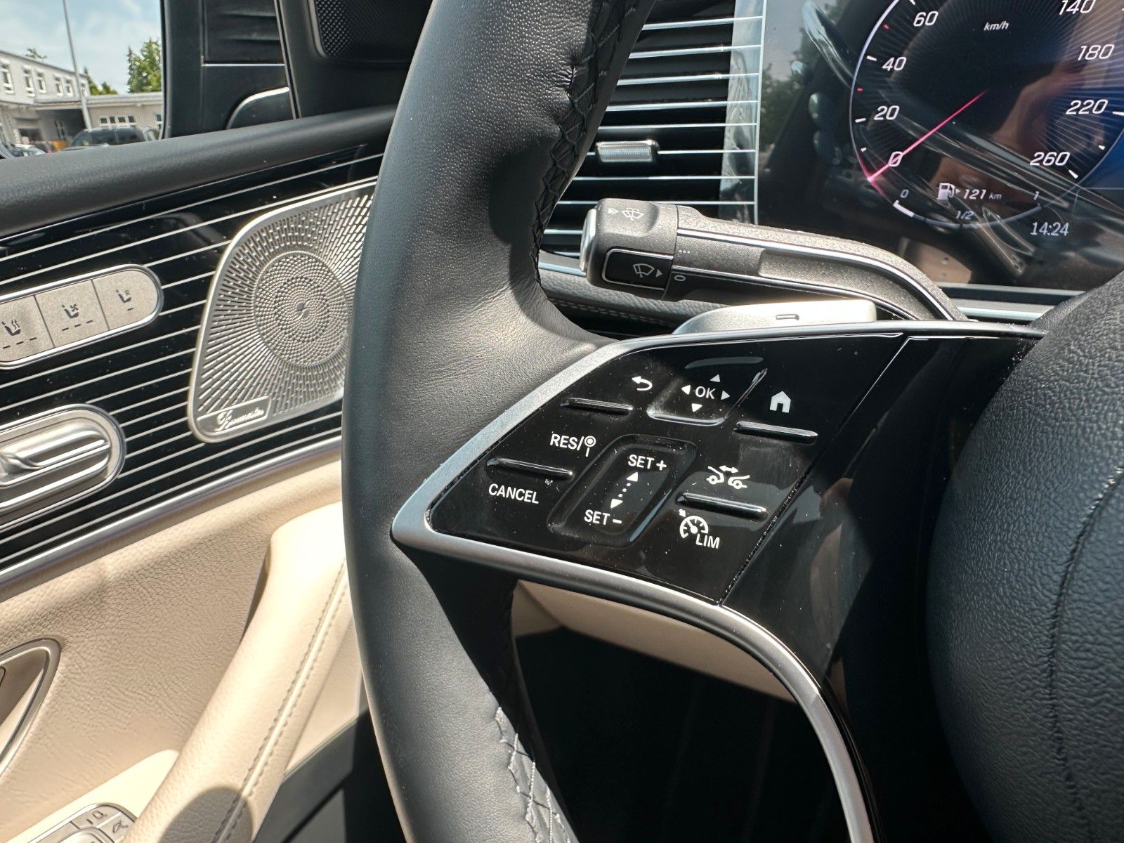Fahrzeugabbildung Mercedes-Benz GLE 450 d 4Matic Coupe DISTR,HUD,PANO,BURM,LUFT.
