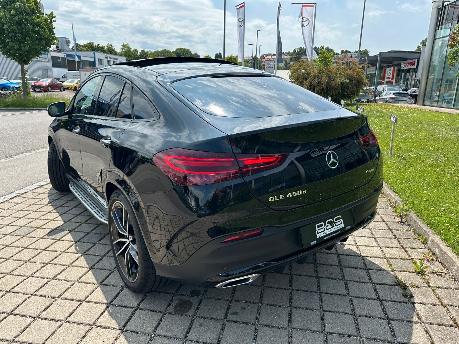 Fahrzeugabbildung Mercedes-Benz GLE 450 d 4Matic Coupe DISTR,HUD,PANO,BURM,LUFT.