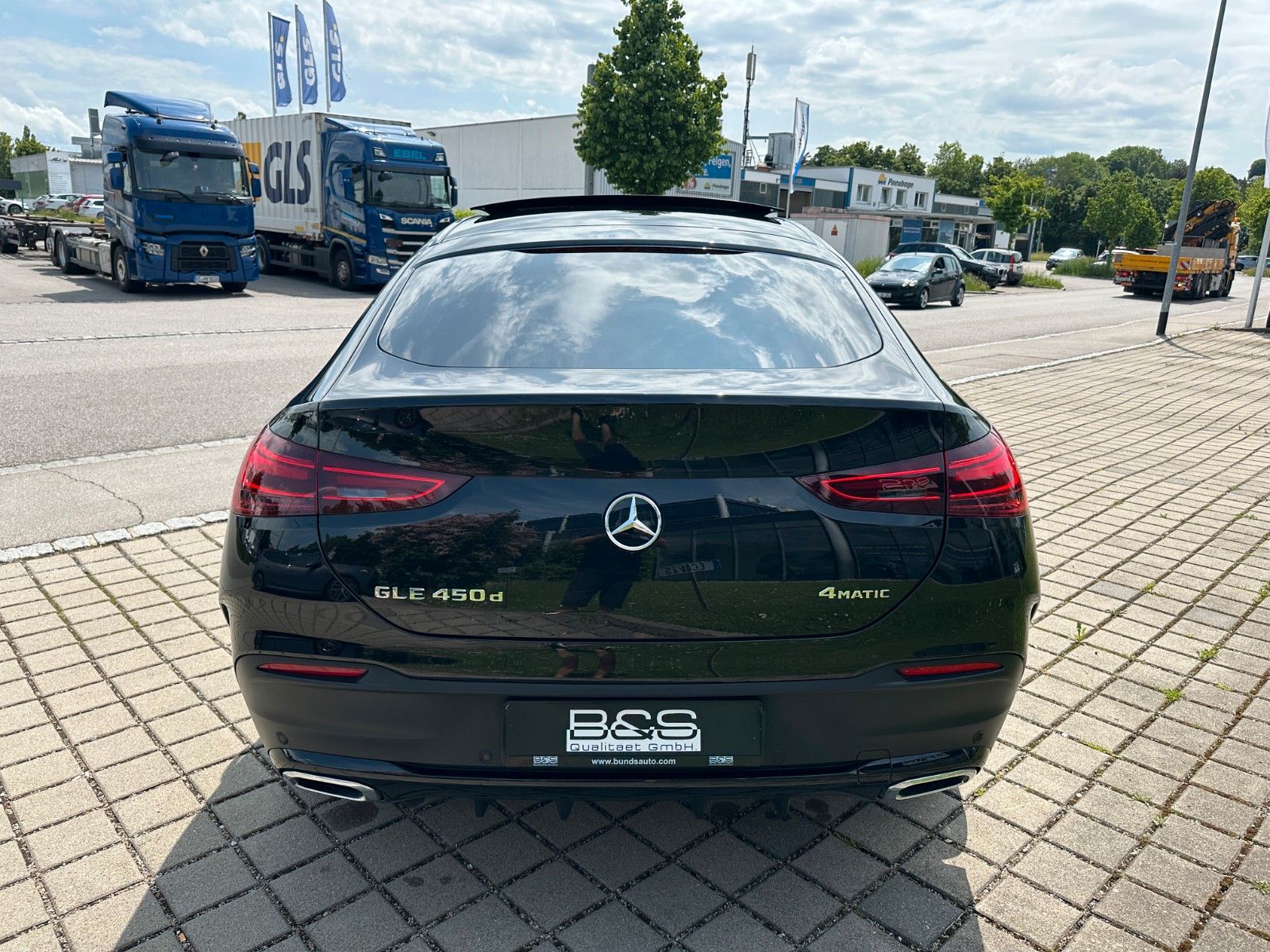 Fahrzeugabbildung Mercedes-Benz GLE 450 d 4Matic Coupe DISTR,HUD,PANO,BURM,LUFT.