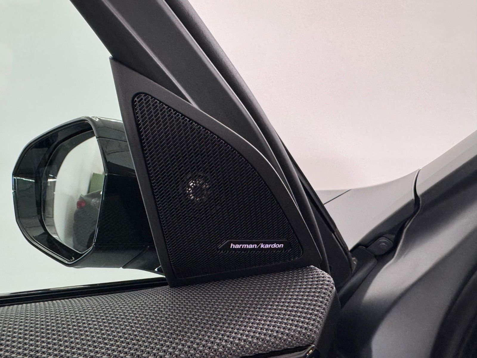 Fahrzeugabbildung BMW X3 M50i xDrive ACC,HUD,PANO,HARMAN,AHK,21"