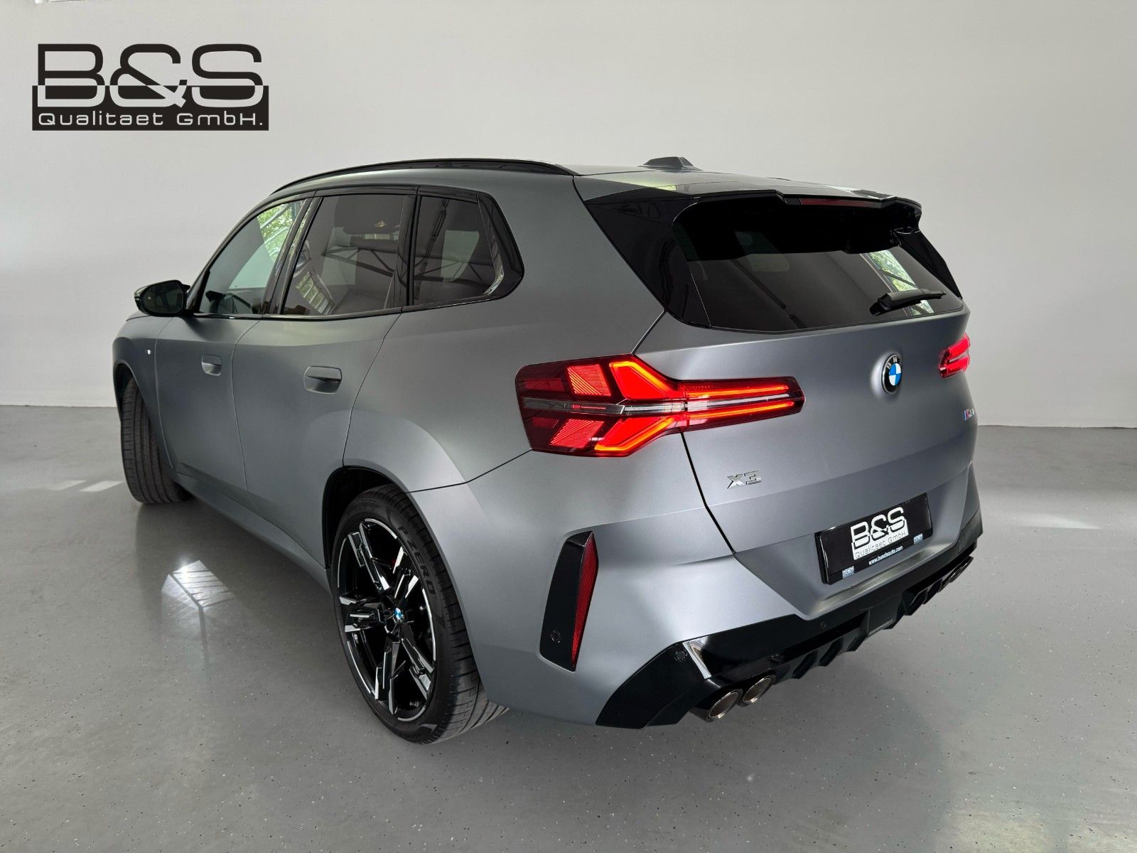 Fahrzeugabbildung BMW X3 M50i xDrive ACC,HUD,PANO,HARMAN,AHK,21"
