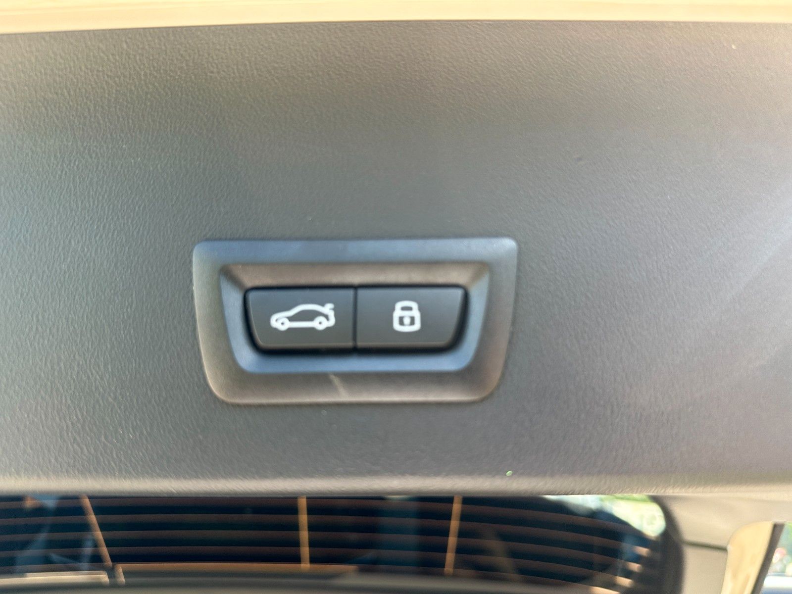 Fahrzeugabbildung BMW X3 30e xDrive MSport ACC,HUD,HARMAN,AHK,