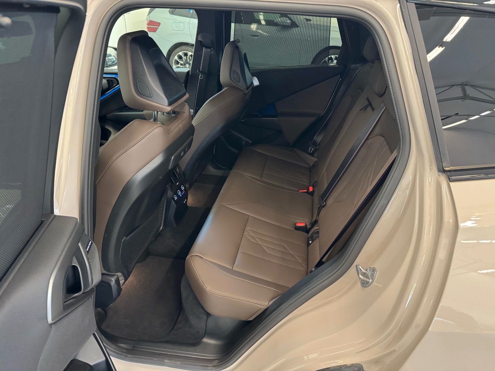 Fahrzeugabbildung BMW X3 20d xDrive M Sport,HUD,ACC,360 Kam,20"