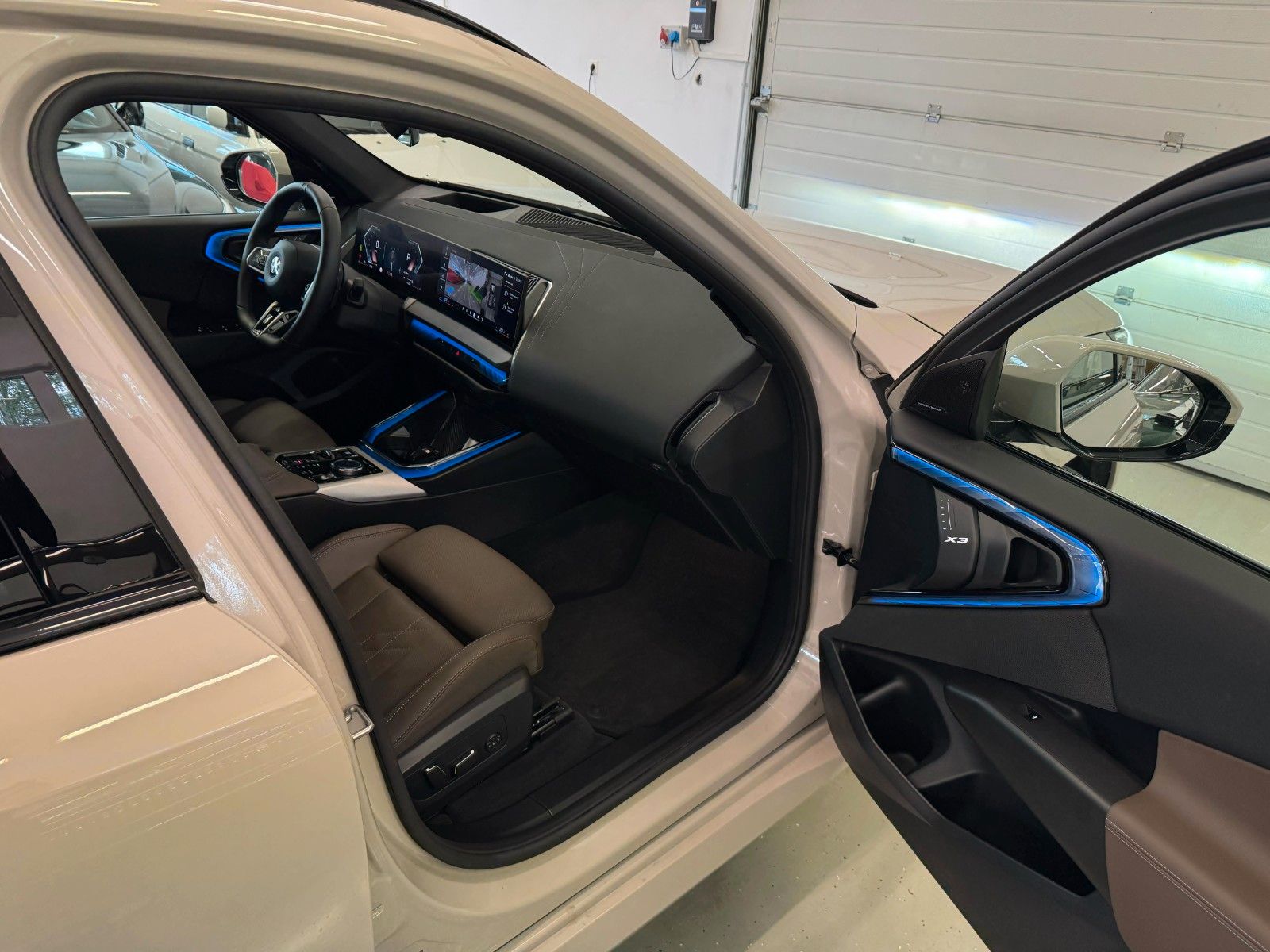 Fahrzeugabbildung BMW X3 20d xDrive M Sport,HUD,ACC,360 Kam,20"