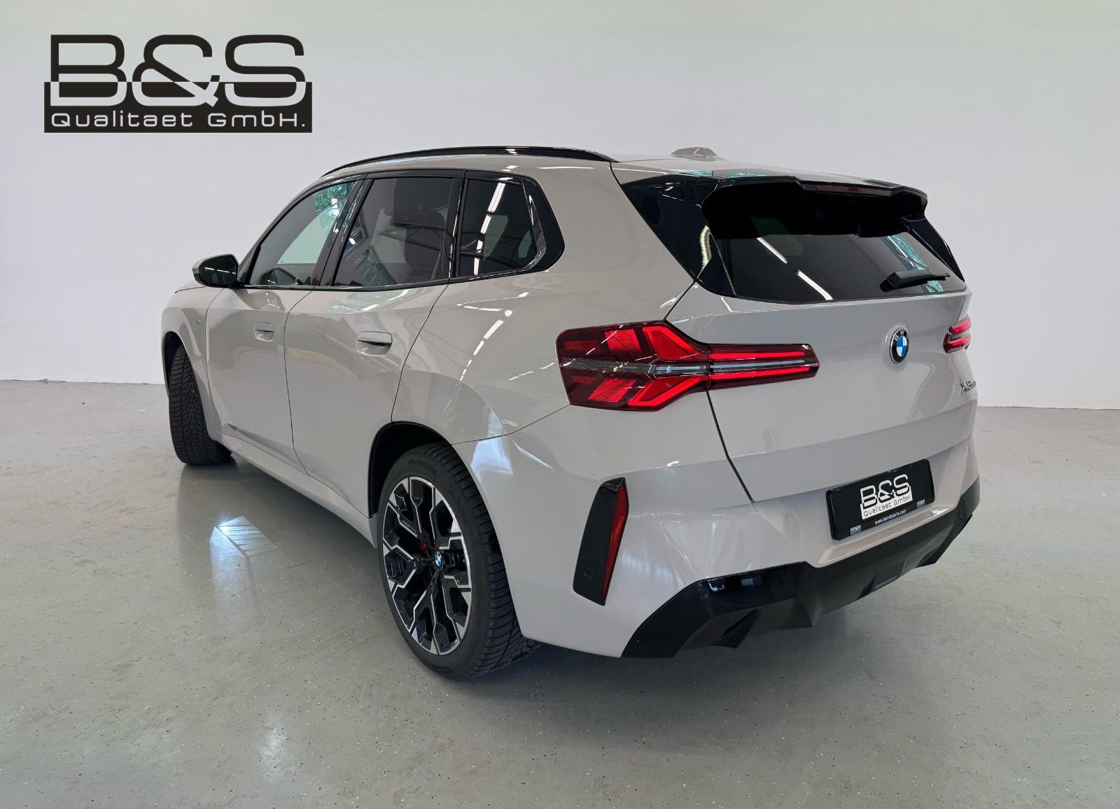 Fahrzeugabbildung BMW X3 20d xDrive M Sport,HUD,ACC,360 Kam,20"