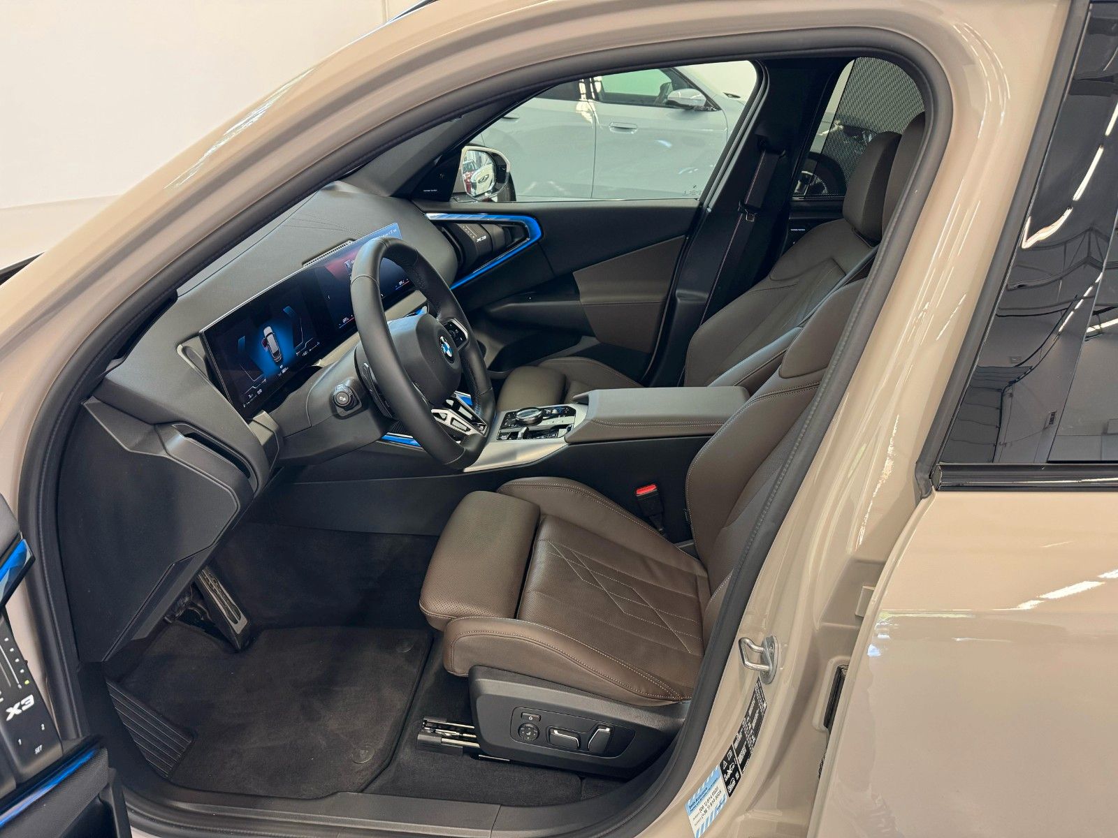 Fahrzeugabbildung BMW X3 20d xDrive M Sport,HUD,ACC,360 Kam,20"
