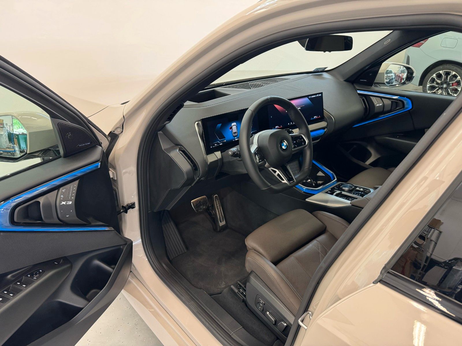 Fahrzeugabbildung BMW X3 20d xDrive M Sport,HUD,ACC,360 Kam,20"