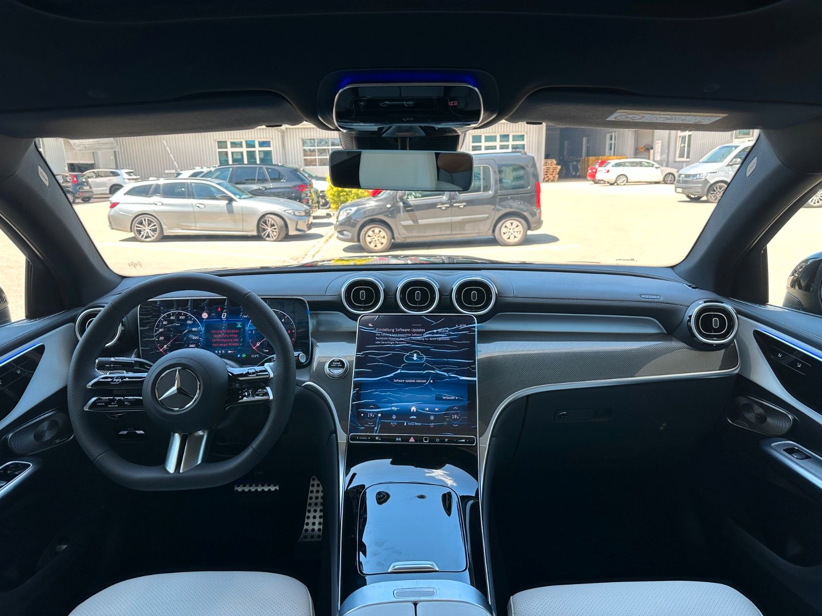 Fahrzeugabbildung Mercedes-Benz GLC 450 Coupe 4Matic AMG DISTR,PANO,BURM,Usw