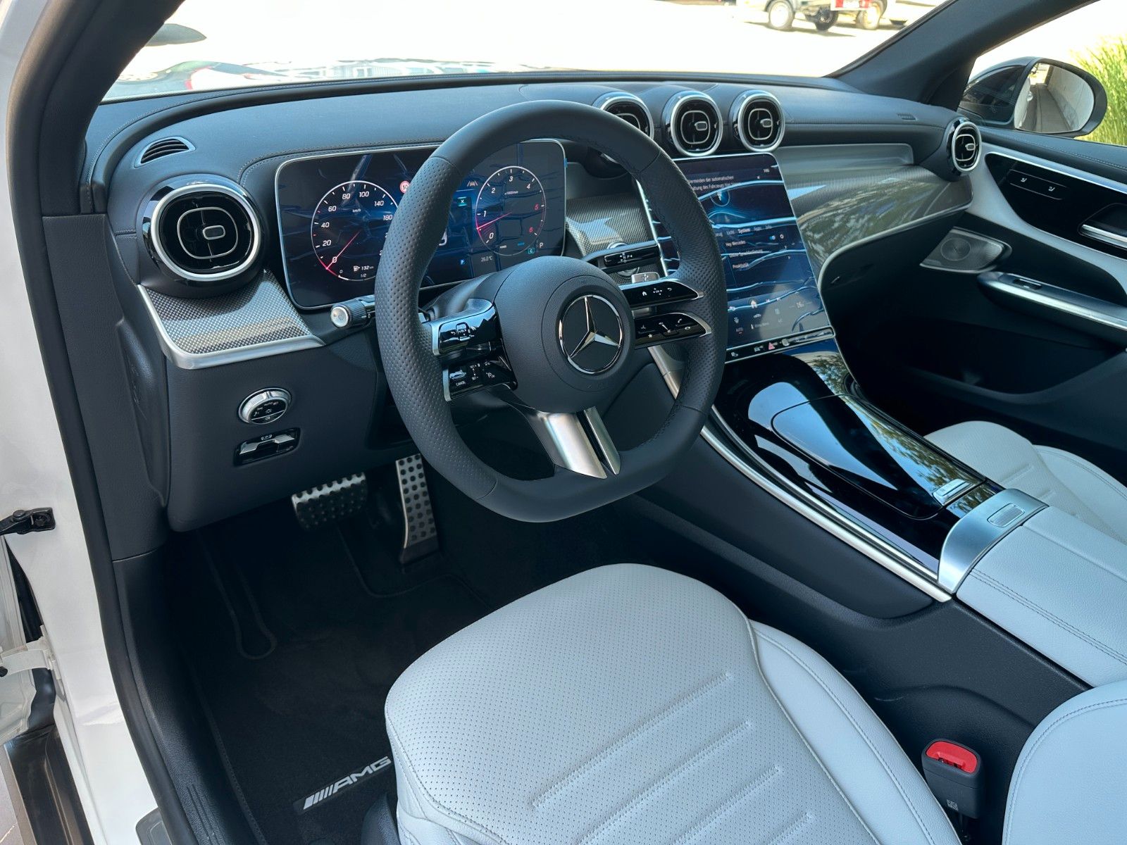 Fahrzeugabbildung Mercedes-Benz GLC 450D Coupe 4Matic AMG DISTR,PANO,BURM,Usw