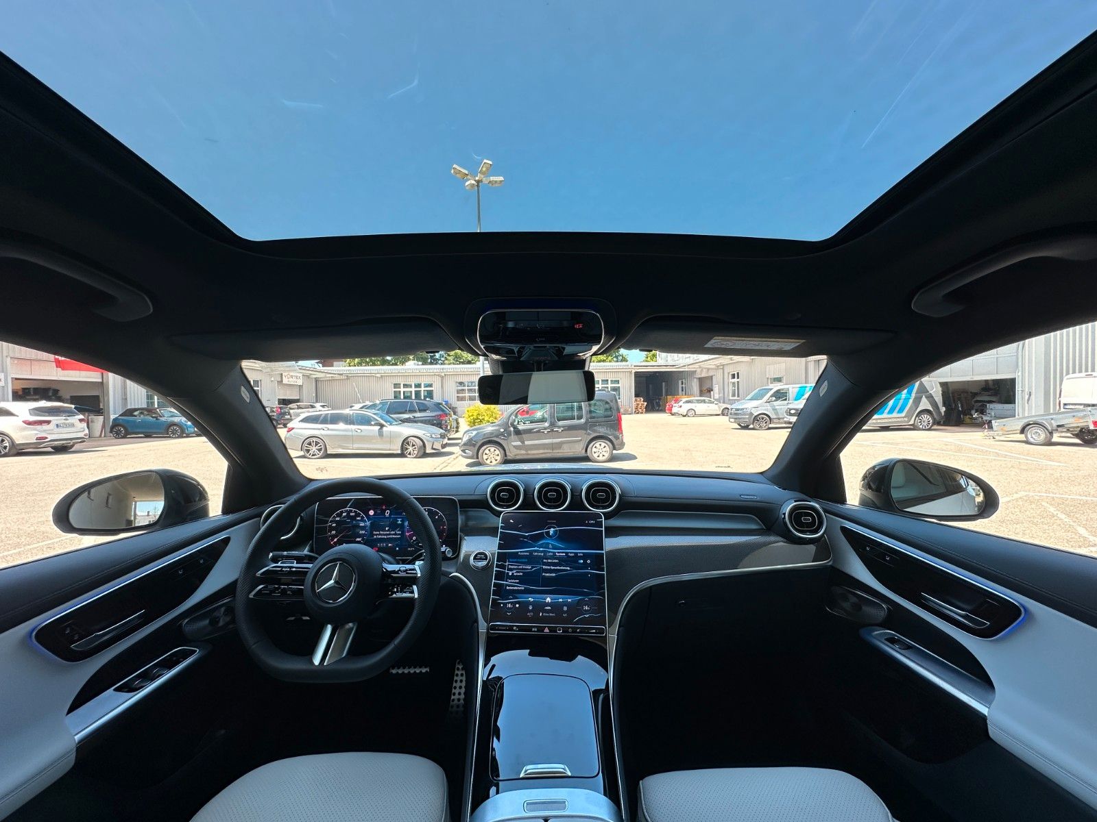 Fahrzeugabbildung Mercedes-Benz GLC 450D Coupe 4Matic AMG DISTR,PANO,BURM,Usw