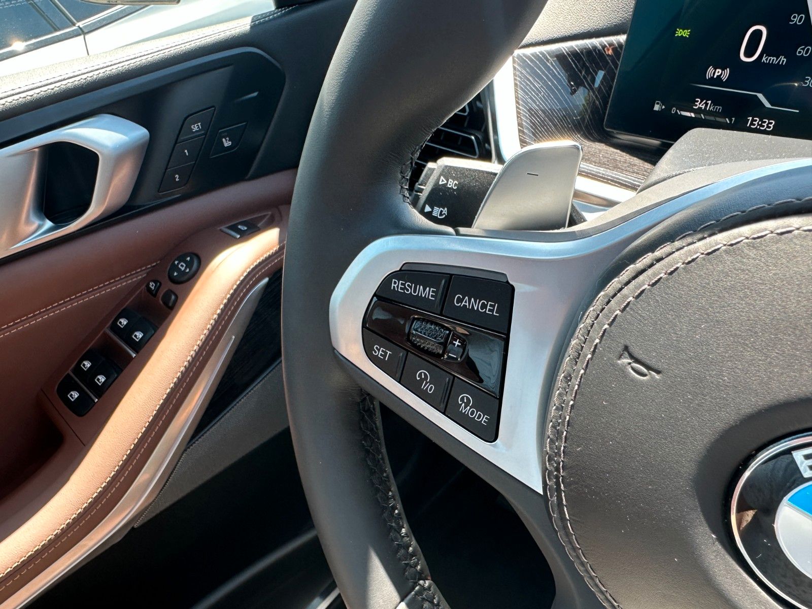 Fahrzeugabbildung BMW X5 30d xDrive MSport ACC,HUD,PANO,HARMAN,SOFTCL.