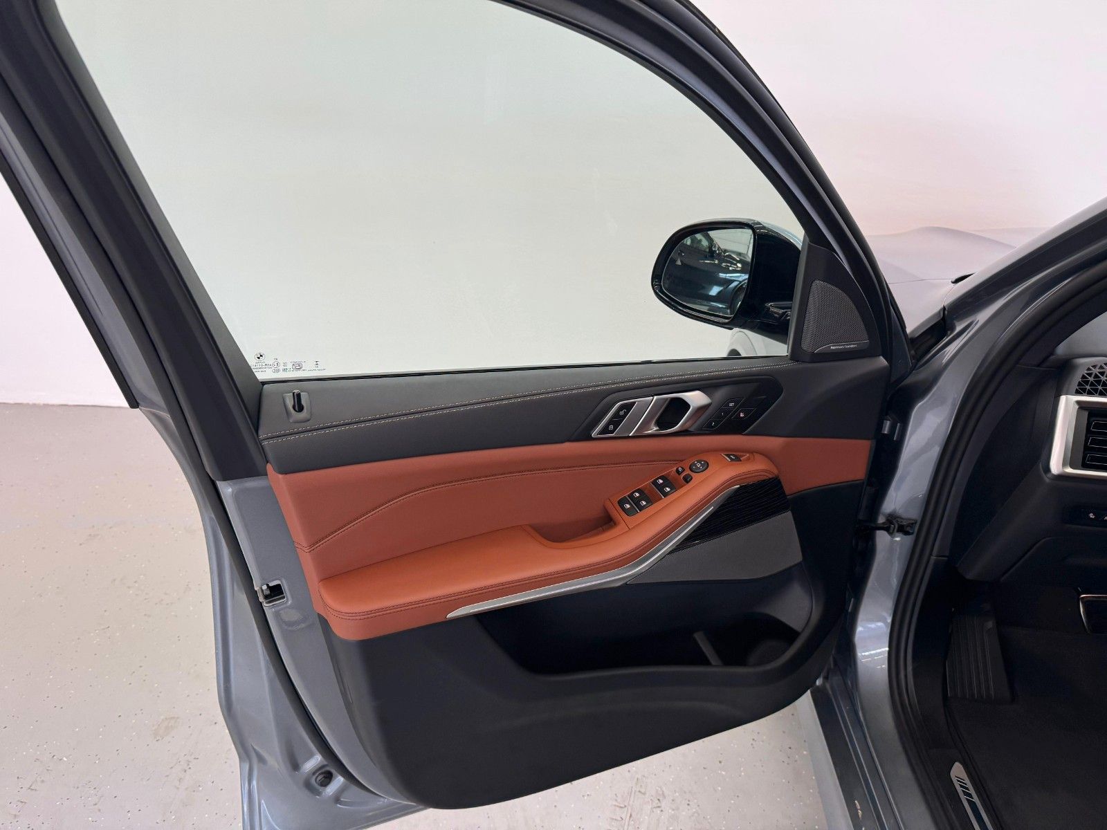 Fahrzeugabbildung BMW X5 40d xDrive MSport ACC,HUD,PANO,HARMAN,SOFTCL.