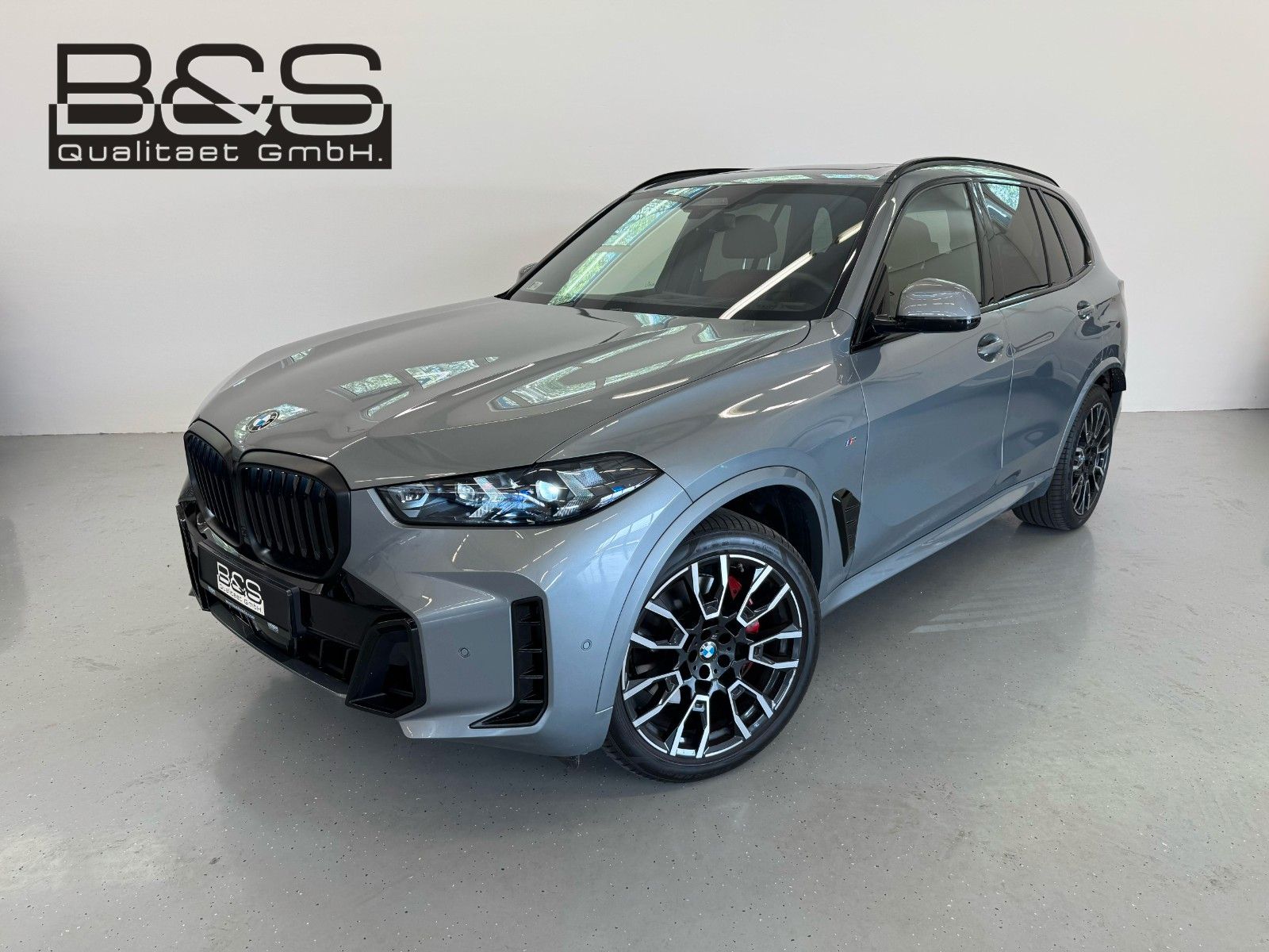 Fahrzeugabbildung BMW X5 40d xDrive MSport ACC,HUD,PANO,HARMAN,SOFTCL.