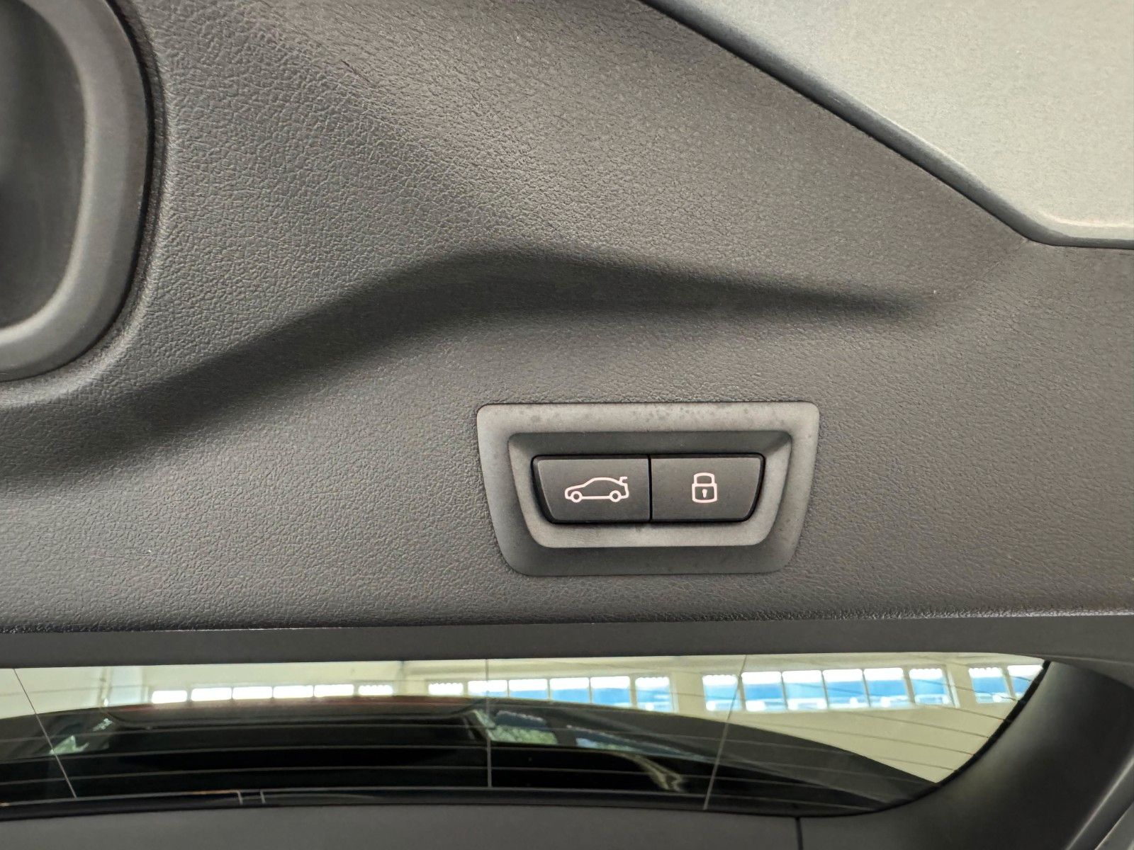 Fahrzeugabbildung BMW X5 40d xDrive MSport ACC,HUD,PANO,HARMAN,SOFTCL.