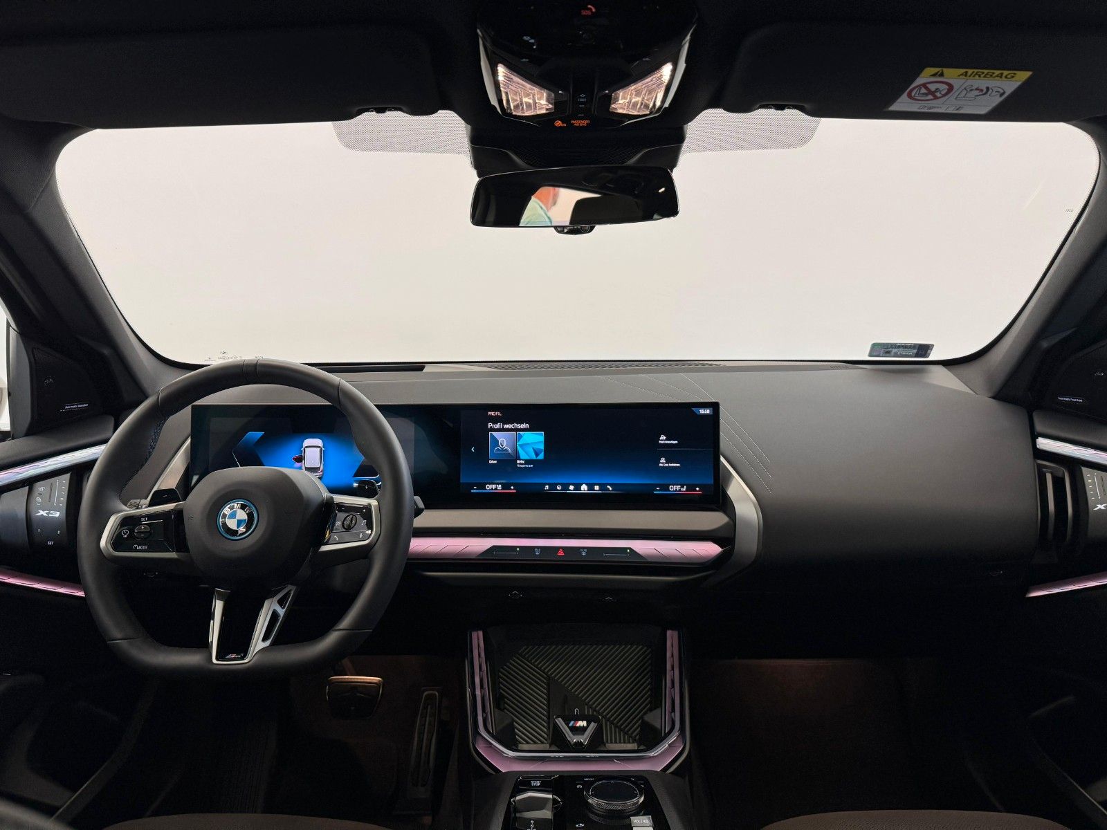 Fahrzeugabbildung BMW X3 30e xDrive MSport ACC,HUD,PANO,HARMAN,Usw