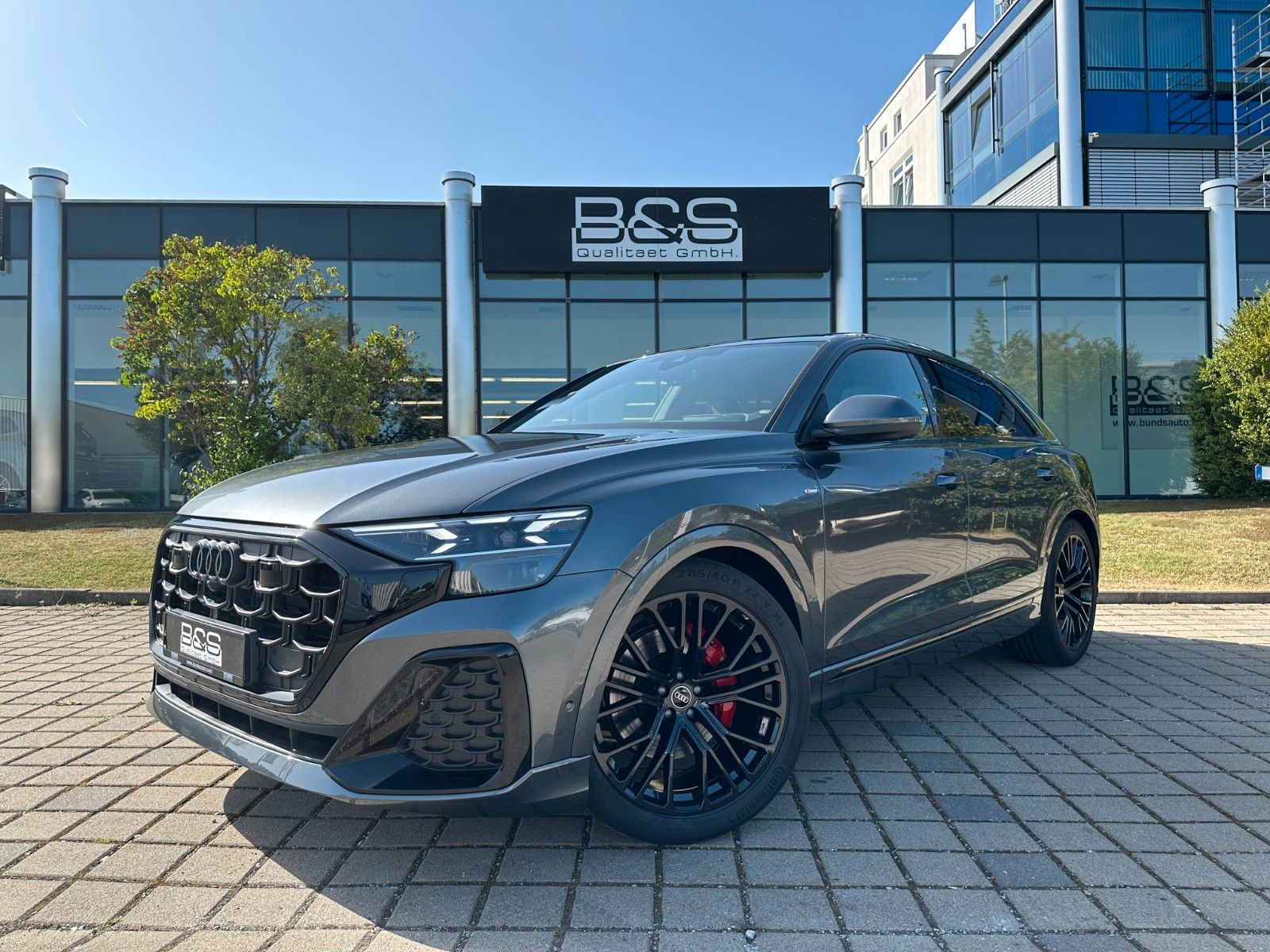 Audi Q8 50 TDI quattro ACC,HUD,PANO,B&O,LUFT,AHK,22"