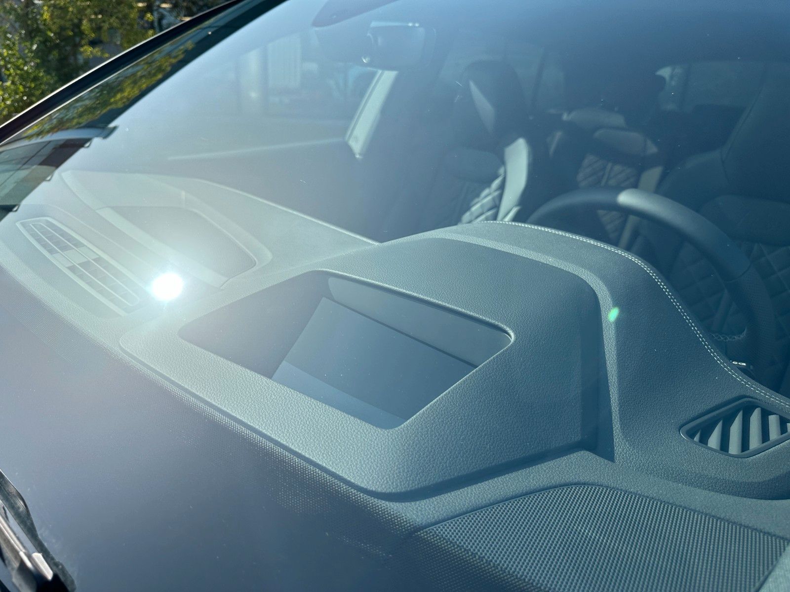 Fahrzeugabbildung Audi Q8 50 TDI quattro ACC,HUD,PANO,B&O,LUFT,AHK,22"