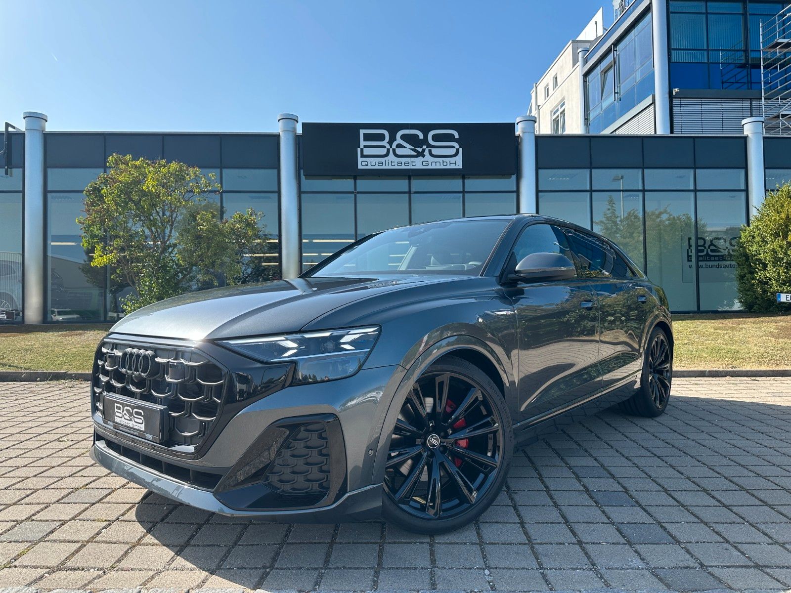 Audi Q8 50 TDI quattro ACC,HUD,PANO,B&O,LUFT,MATRIX..