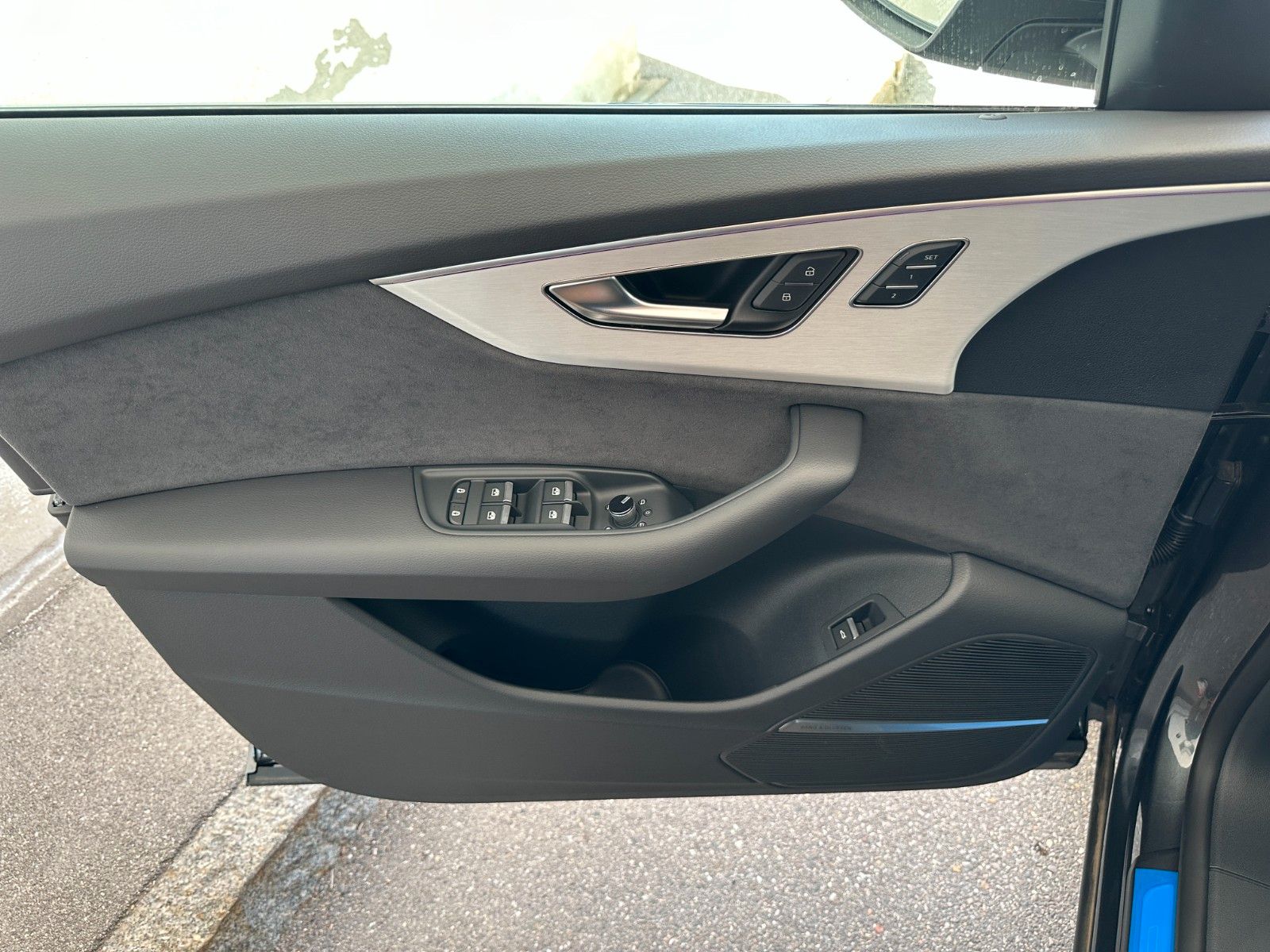 Fahrzeugabbildung Audi Q8 50 TDI quattro ACC,HUD,PANO,B&O,LUFT,MATRIX..