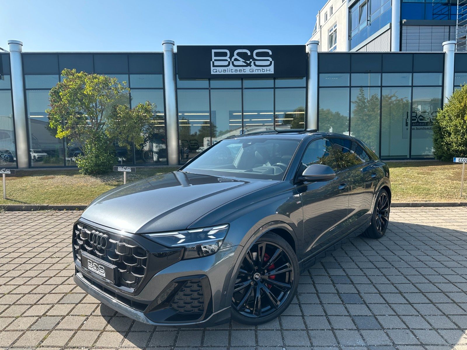 Fahrzeugabbildung Audi Q8 50 TDI quattro ACC,HUD,PANO,B&O,LUFT,MATRIX..