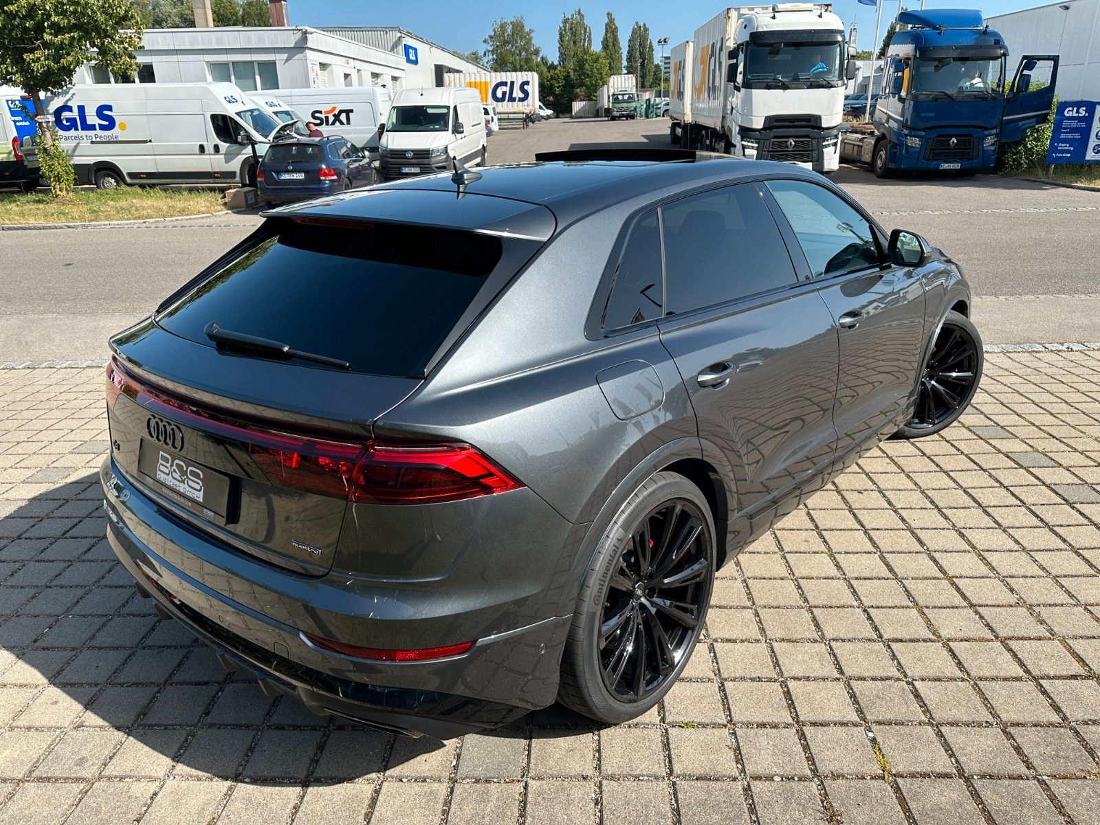 Fahrzeugabbildung Audi Q8 50 TDI quattro ACC,HUD,PANO,B&O,LUFT,MATRIX..