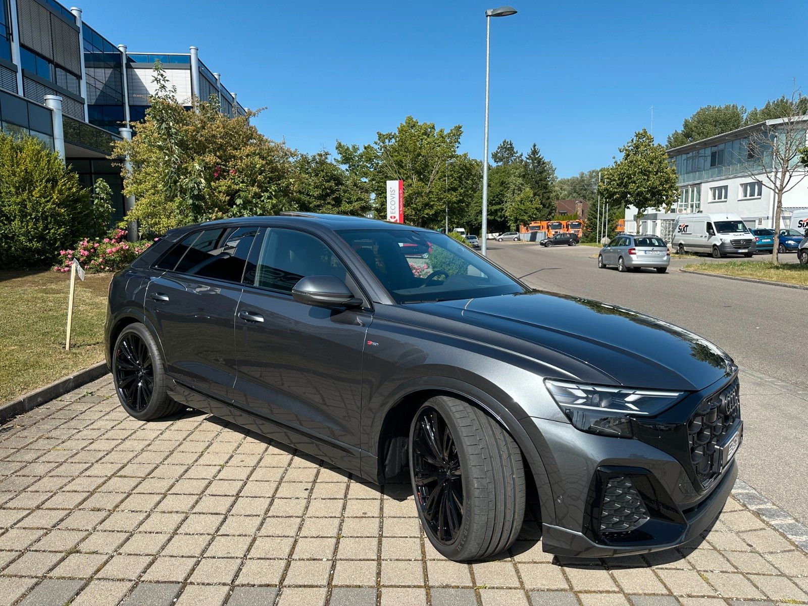 Fahrzeugabbildung Audi Q8 50 TDI quattro ACC,HUD,PANO,B&O,LUFT,MATRIX..