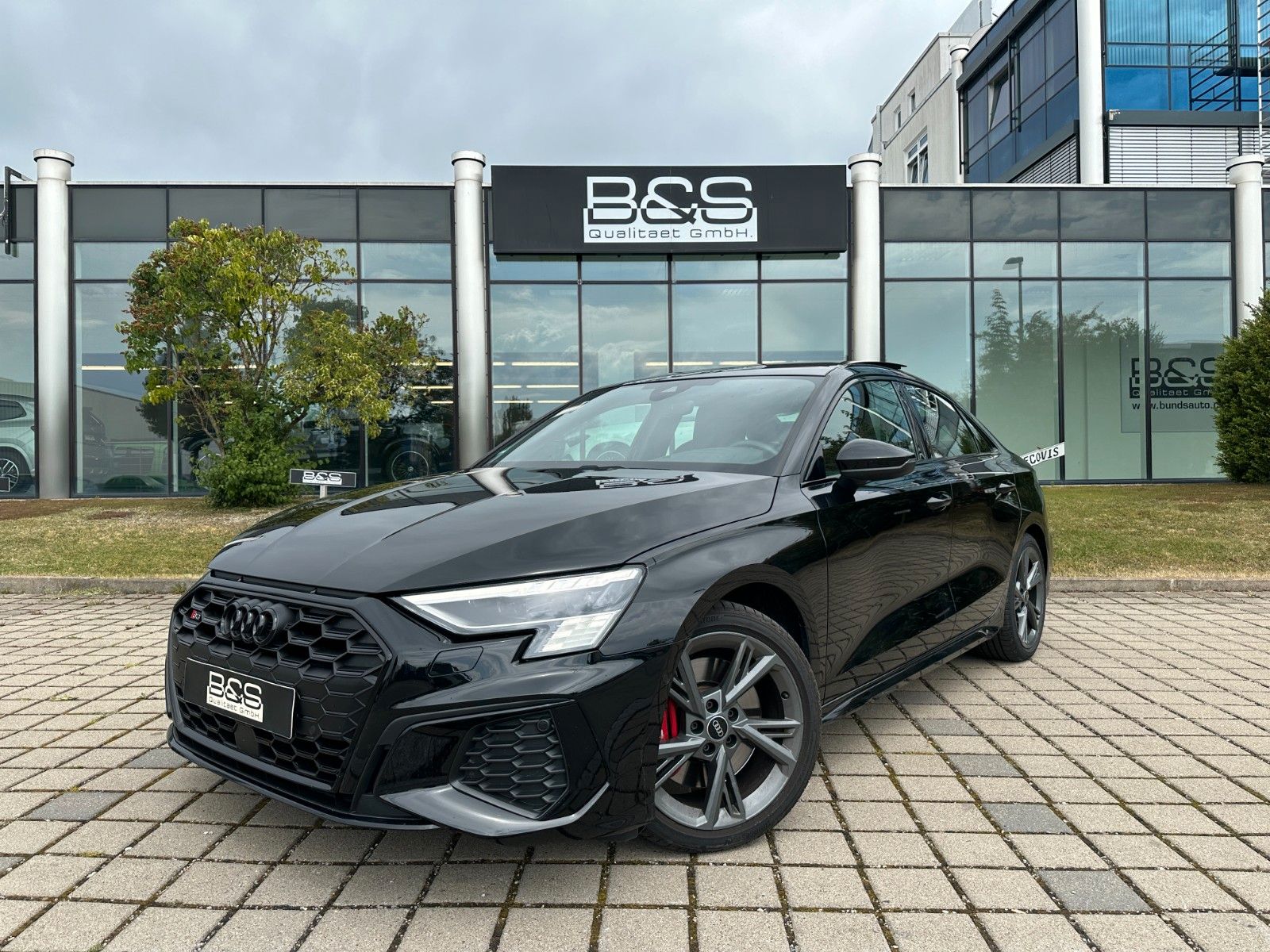 Audi S3 Lim. 2.0 TFSI quattro ACC,HUD,PANO,B&O,MATRIX