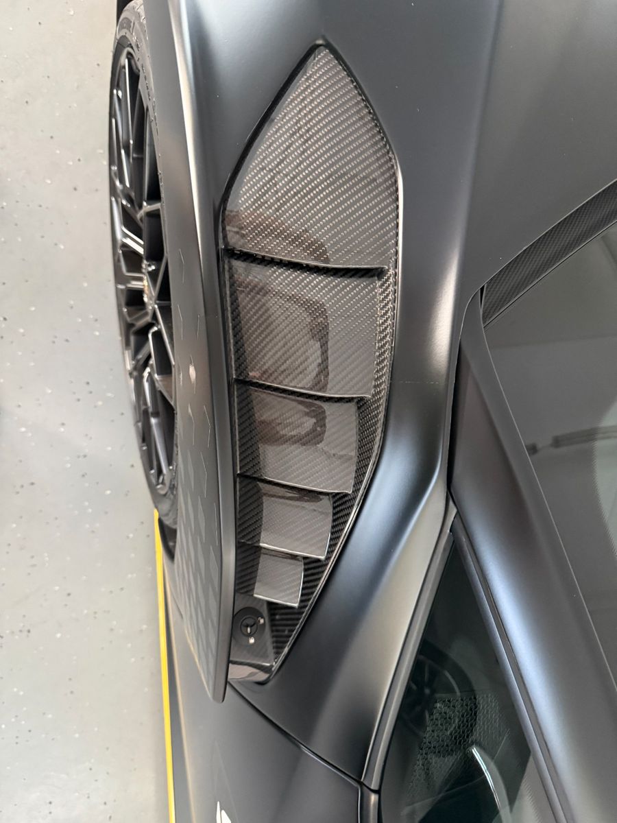 Fahrzeugabbildung Lamborghini Huracán STO Coupe,Lift,Carbon,Kamera,Matt,Temp