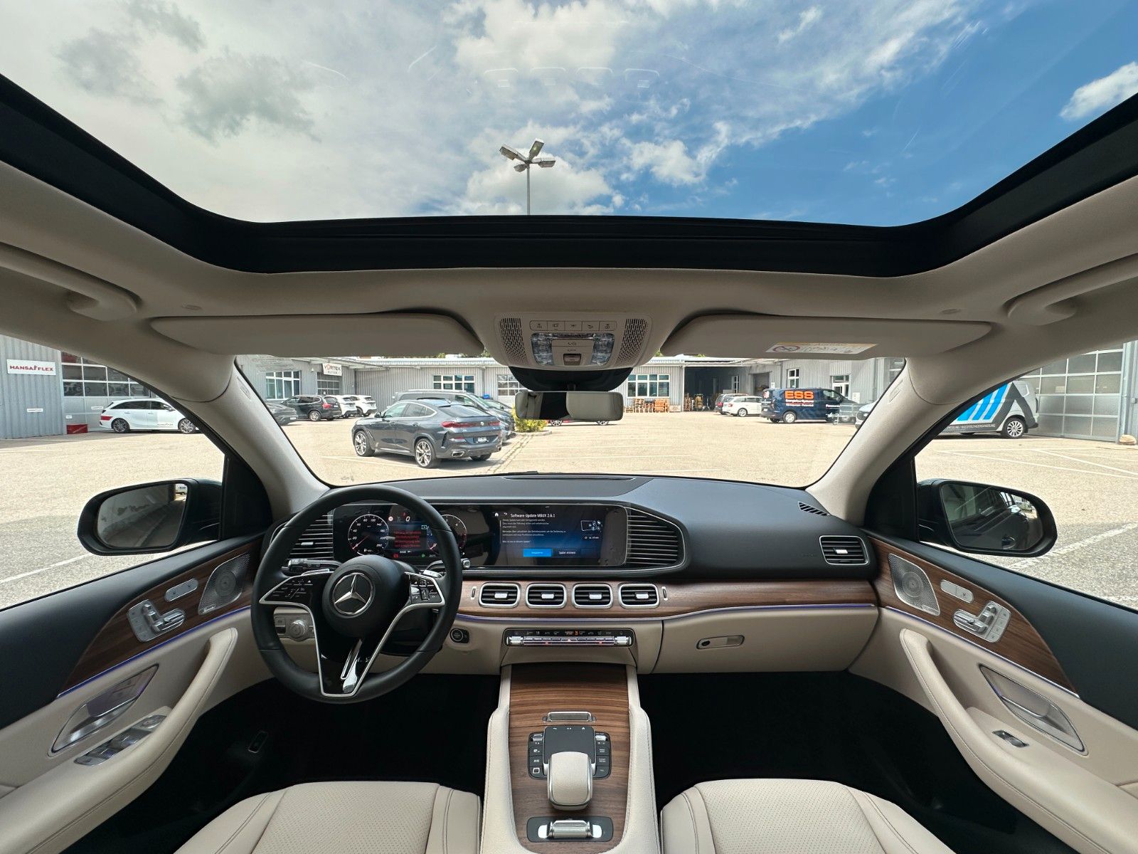 Fahrzeugabbildung Mercedes-Benz GLE 450 d 4Matic AMG PANO,BURM,LUFT,360,Usw