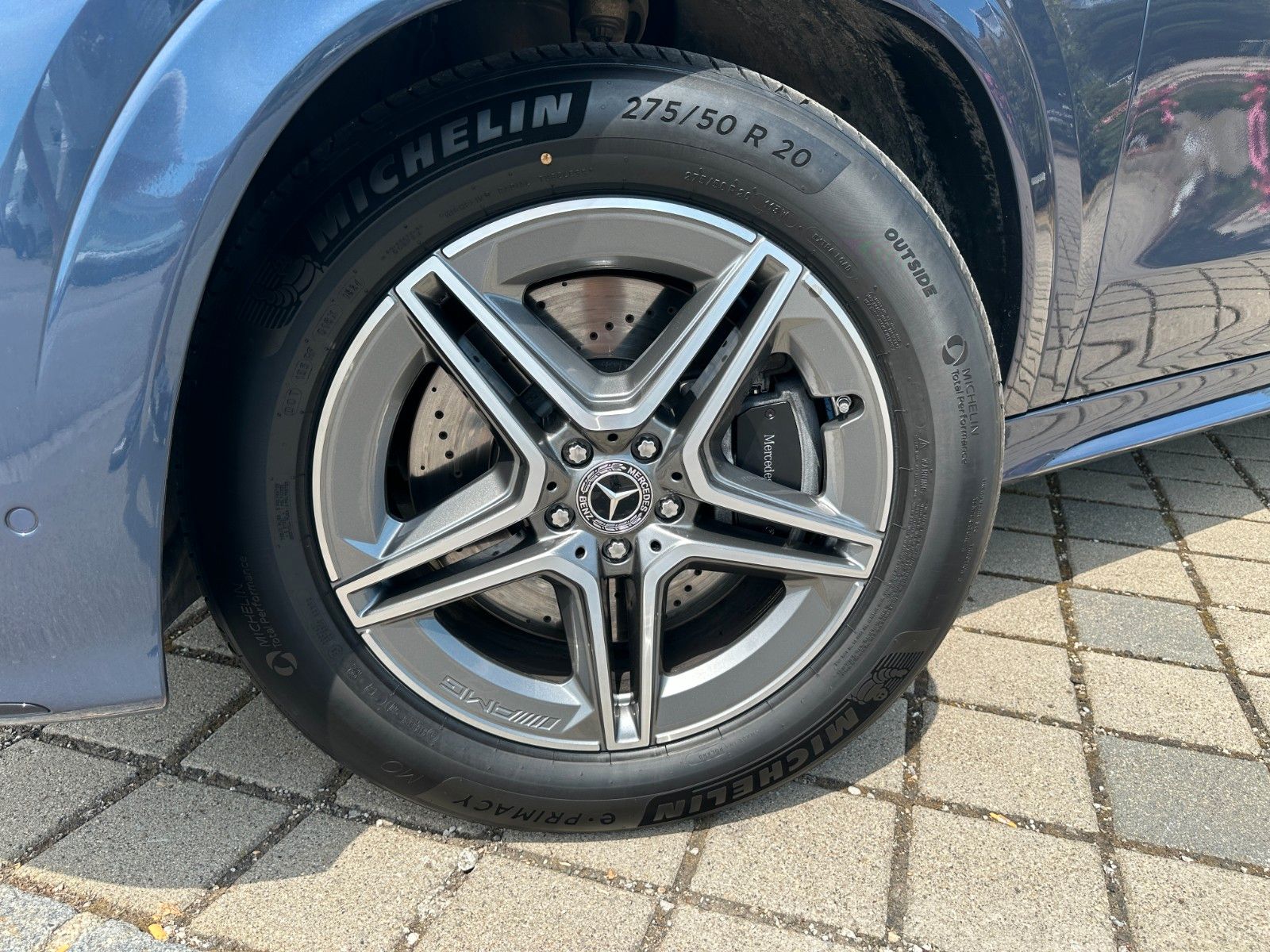 Fahrzeugabbildung Mercedes-Benz GLE 450 d 4Matic AMG PANO,BURM,LUFT,360,Usw