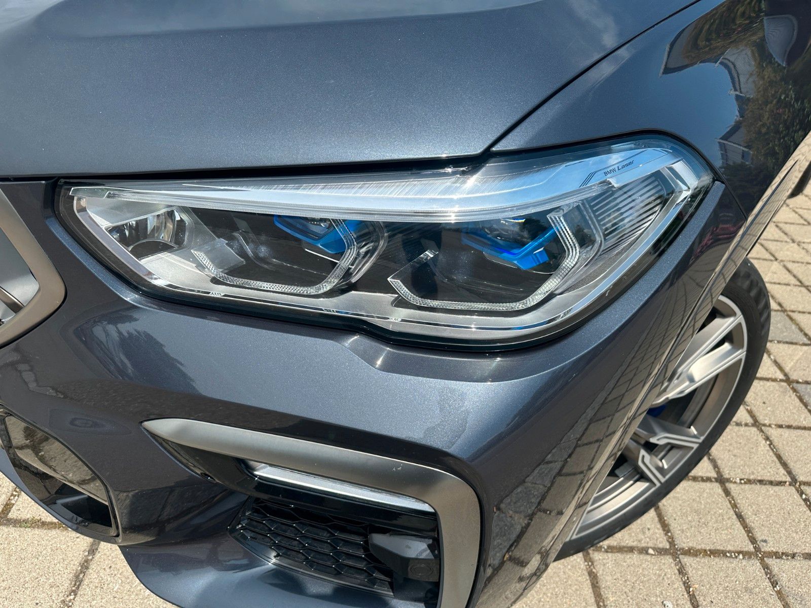 Fahrzeugabbildung BMW X6 M50d,ACC,HUD,SKYL,LASER,B&W,AHK,22",SOFTCL