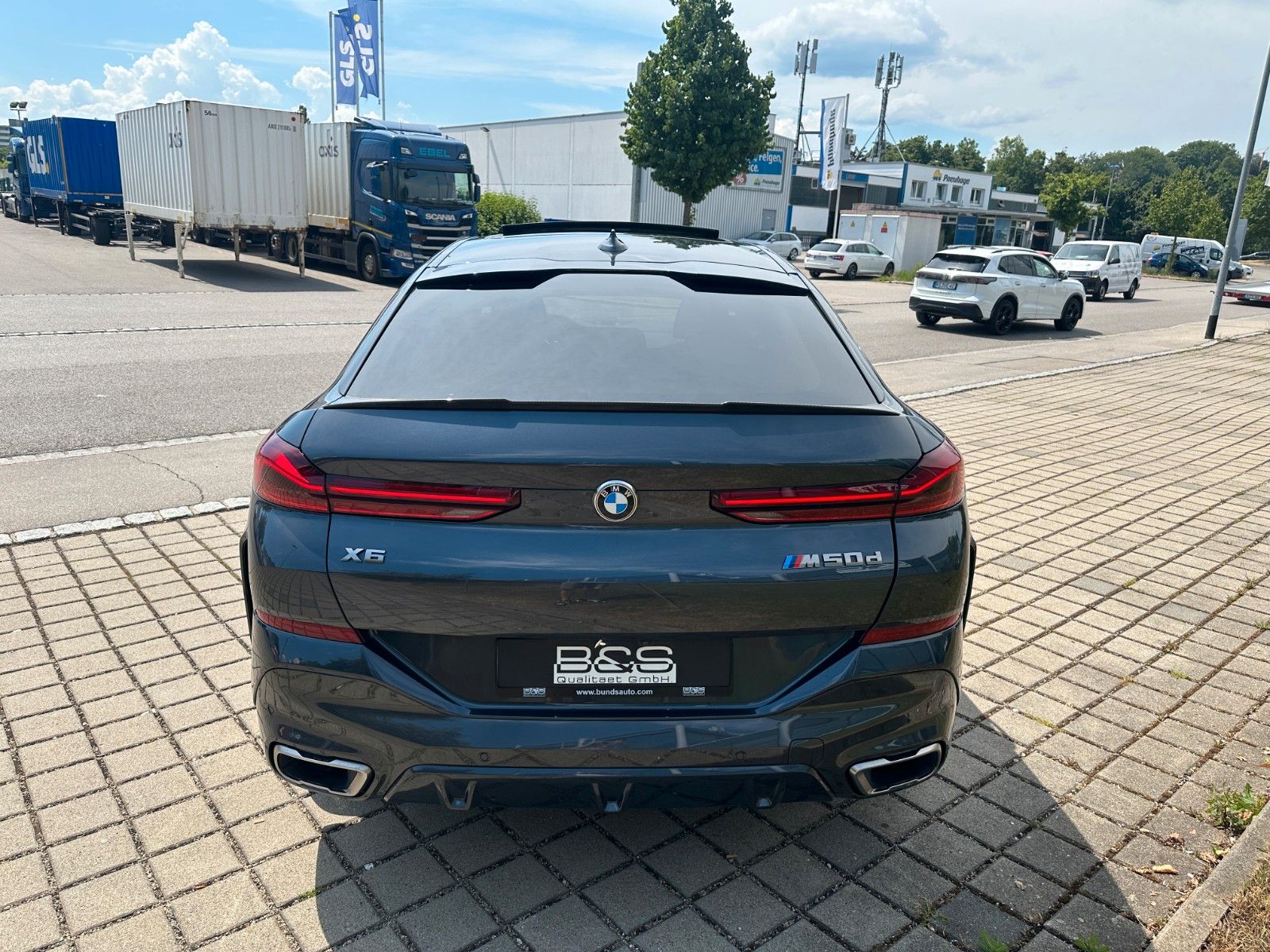Fahrzeugabbildung BMW X6 M50d,ACC,HUD,SKYL,LASER,B&W,AHK,22",SOFTCL