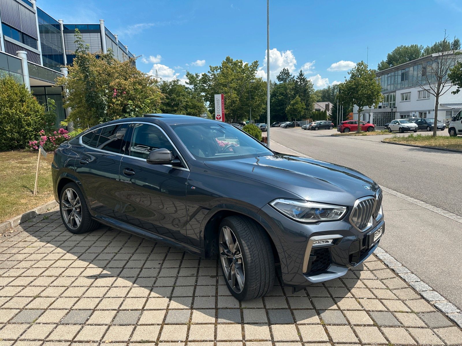 Fahrzeugabbildung BMW X6 M50d,ACC,HUD,SKYL,LASER,B&W,AHK,22",SOFTCL