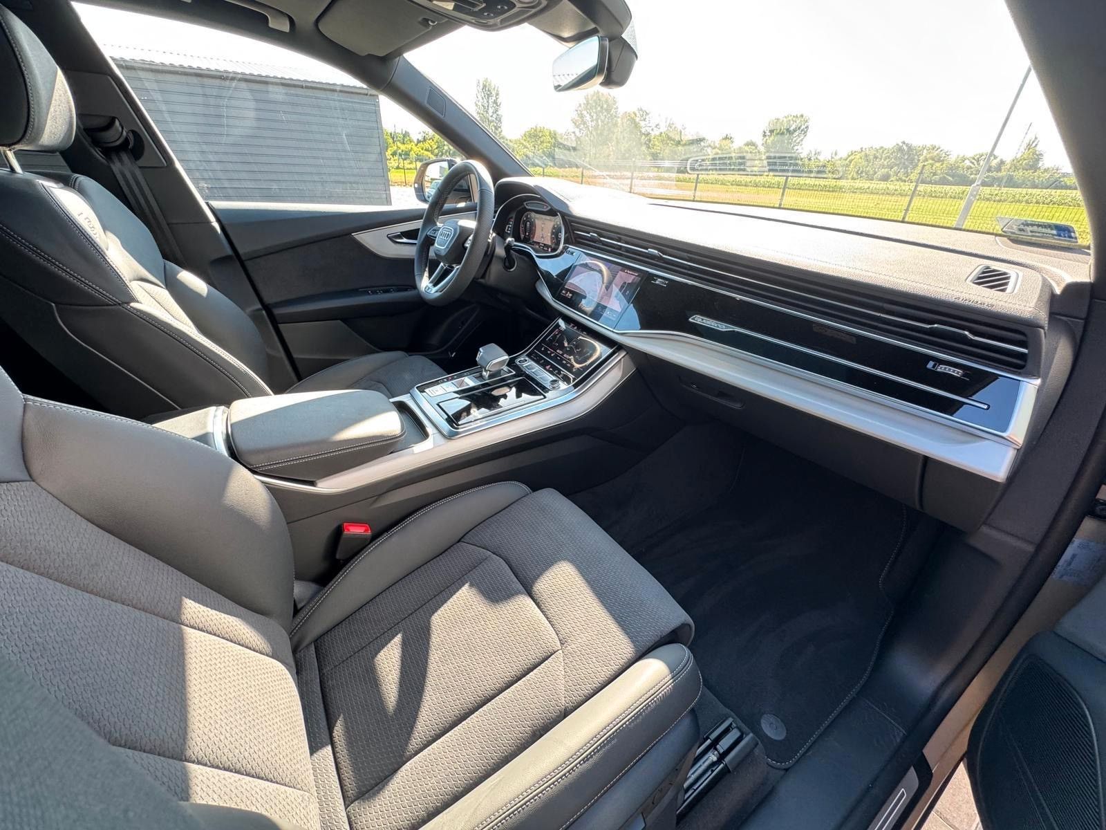 Fahrzeugabbildung Audi Q8 50 TDI quattro ACC,PANO,B&O,LUFT,22",MATRIX